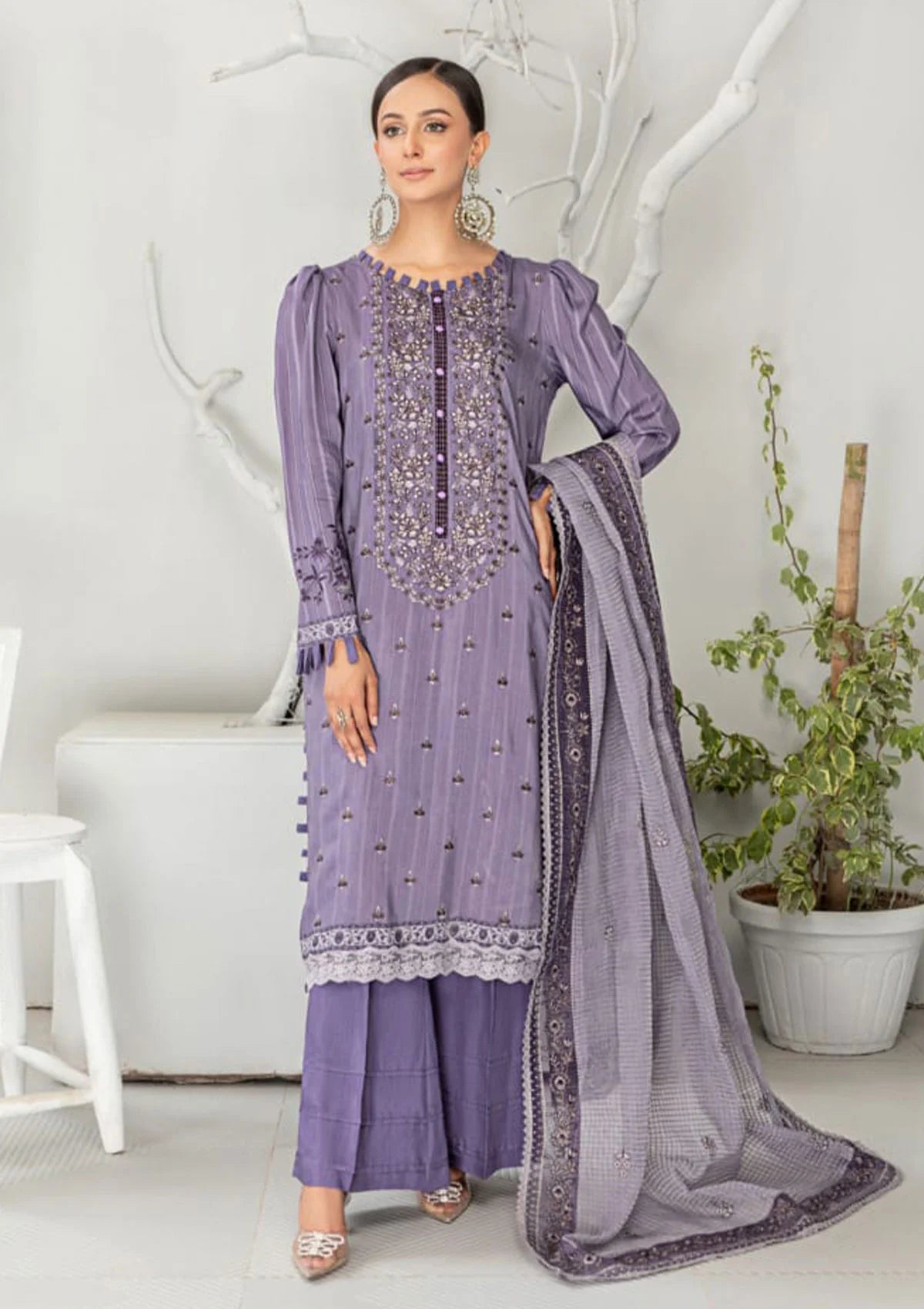 Smile Luxury Emb Viscose'23 D-1206 - Mohsin Saeed Fabrics