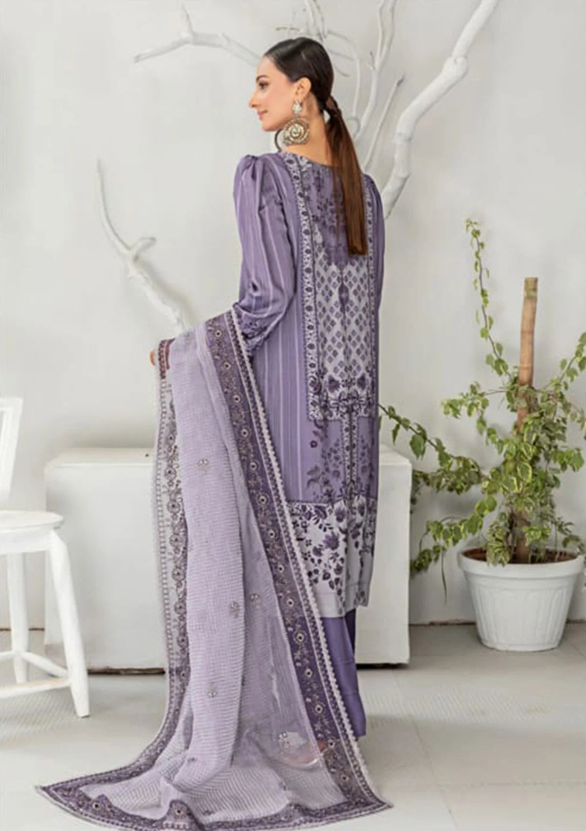 Smile Luxury Emb Viscose'23 D-1206 - Mohsin Saeed Fabrics