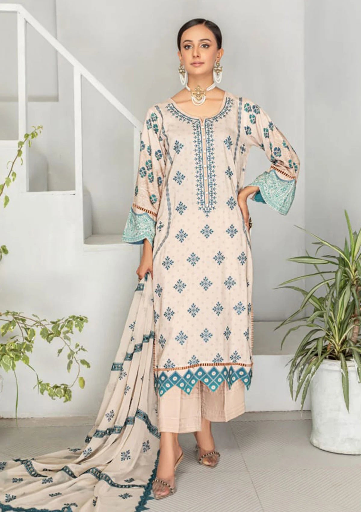 Smile Luxury Emb Viscose'23 D-1209 - Mohsin Saeed Fabrics