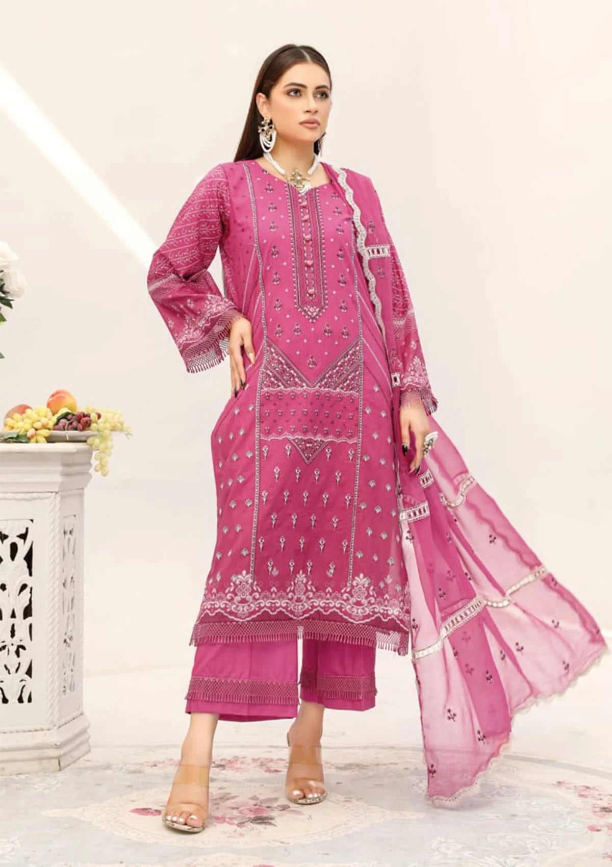 Smile Luxury Lawn'23 Vol-05 D-1105 - Mohsin Saeed Fabrics