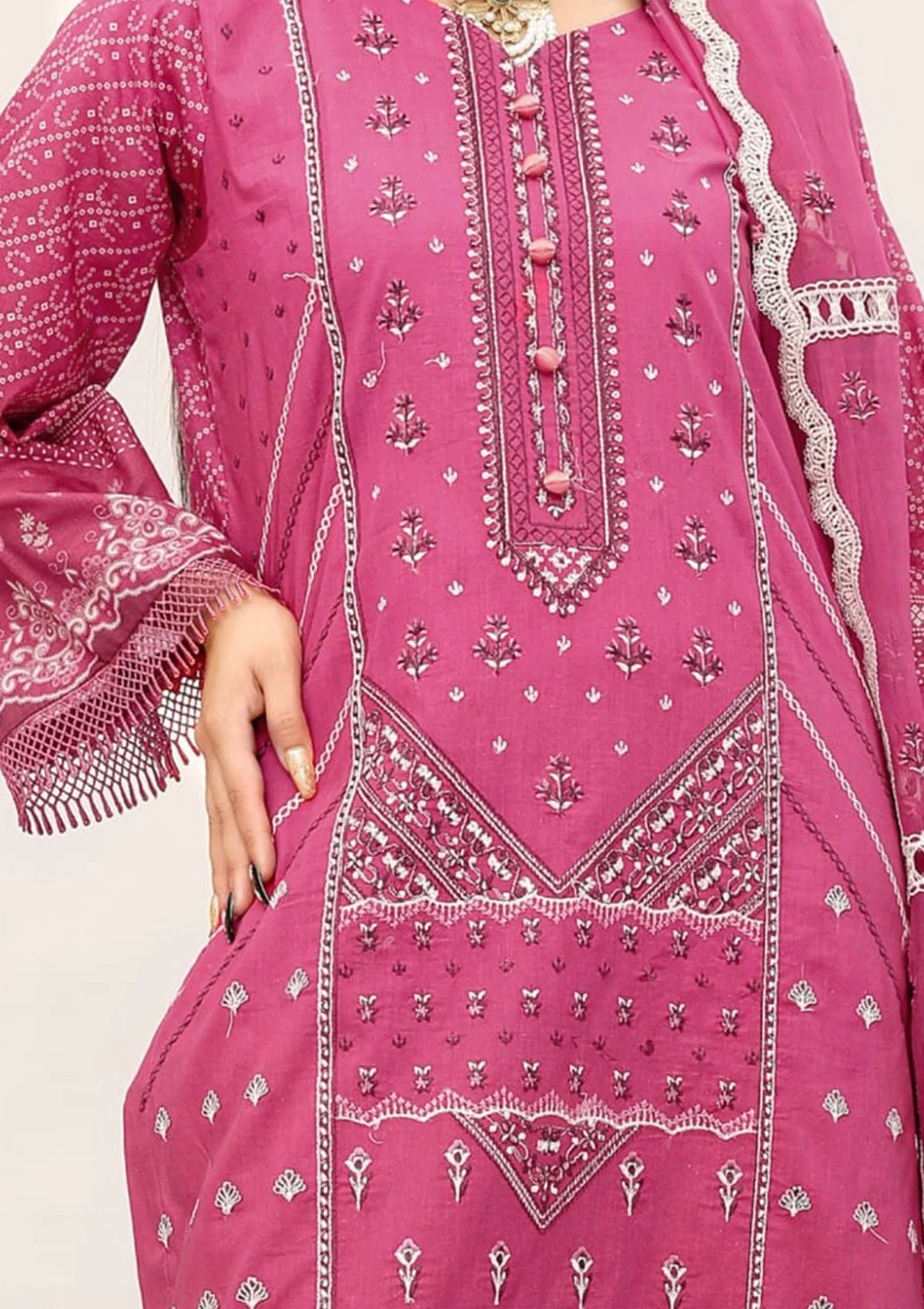 Smile Luxury Lawn'23 Vol-05 D-1105 - Mohsin Saeed Fabrics