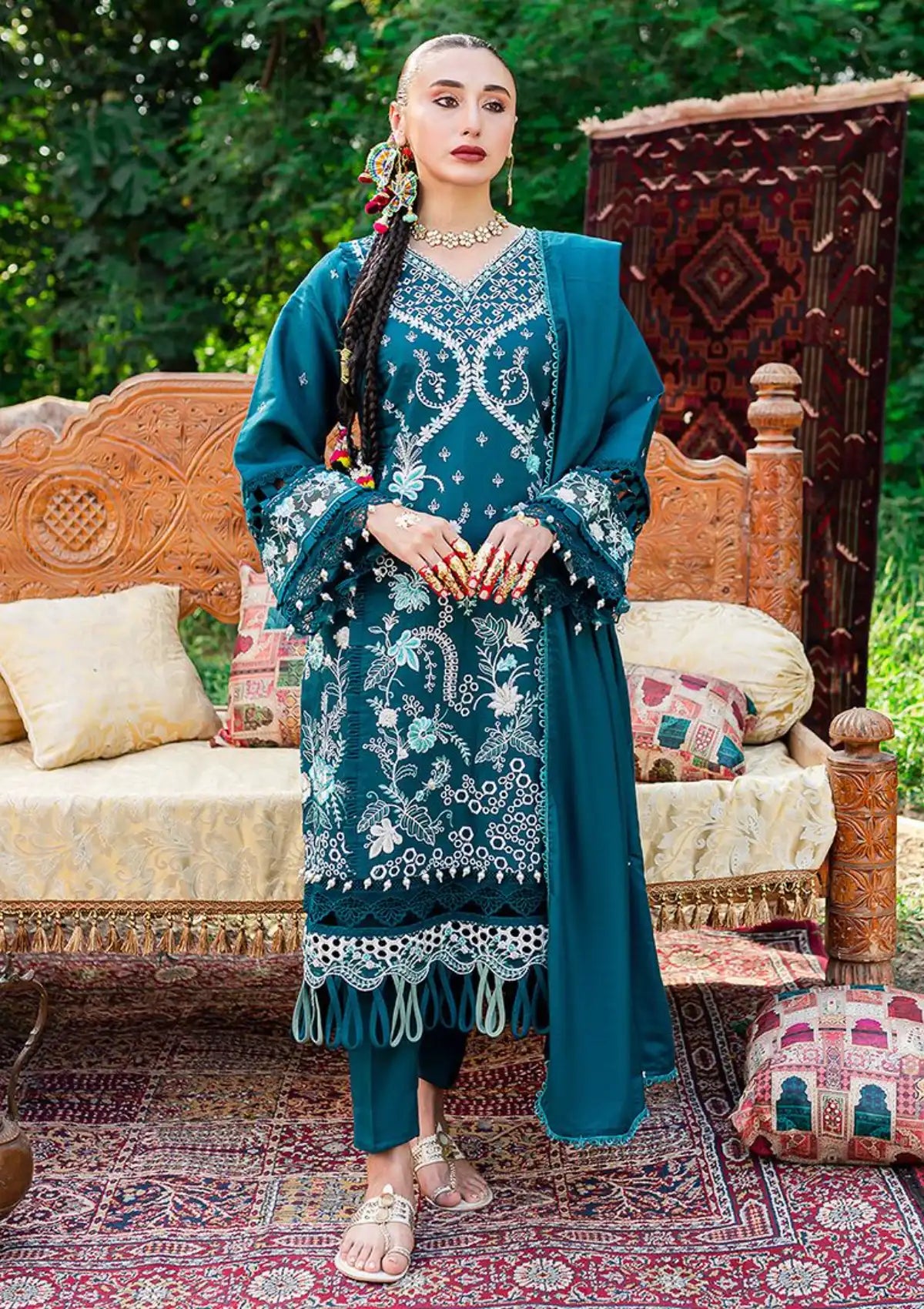 Parishay Dastak Karandi Winter'23 Vol-02 DTW-24 - Mohsin Saeed Fabrics