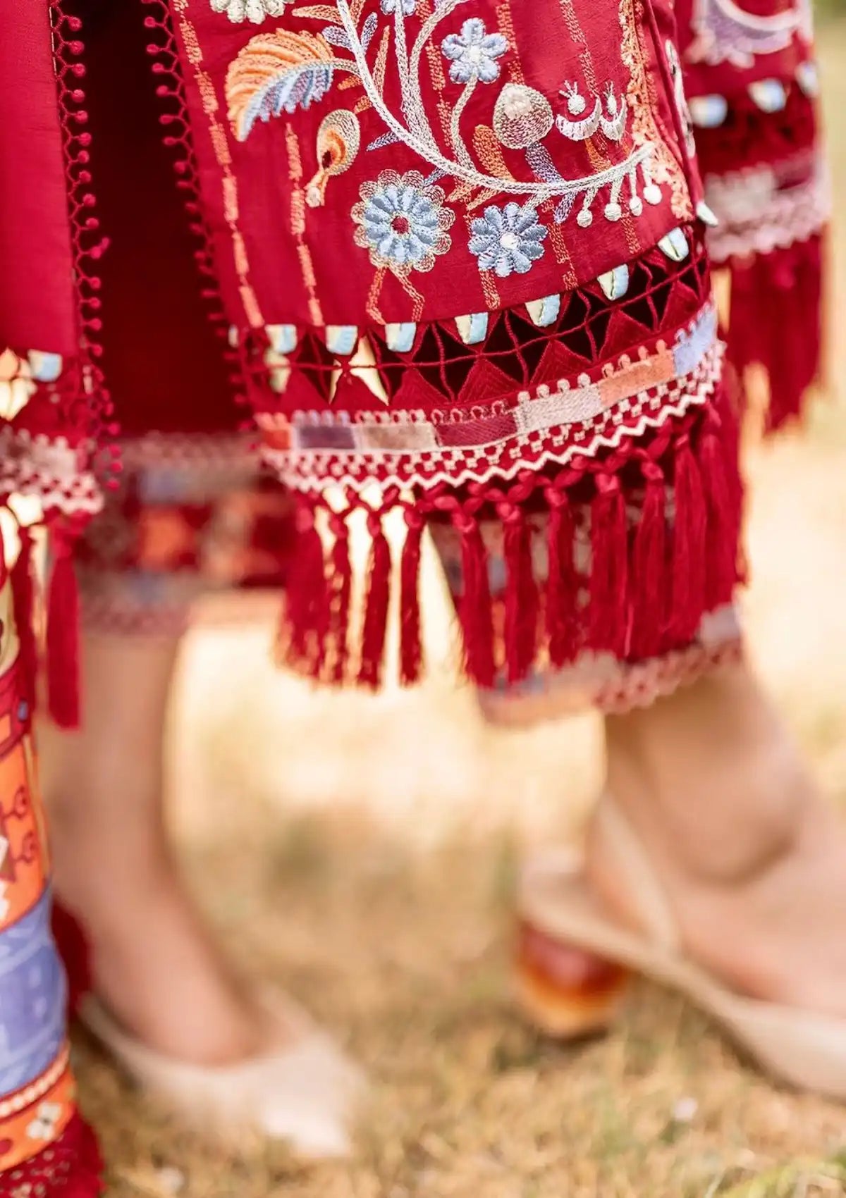 Siraa By Sadaf Fawad Khan Lawn'24 Vol-02 SUZANI-B