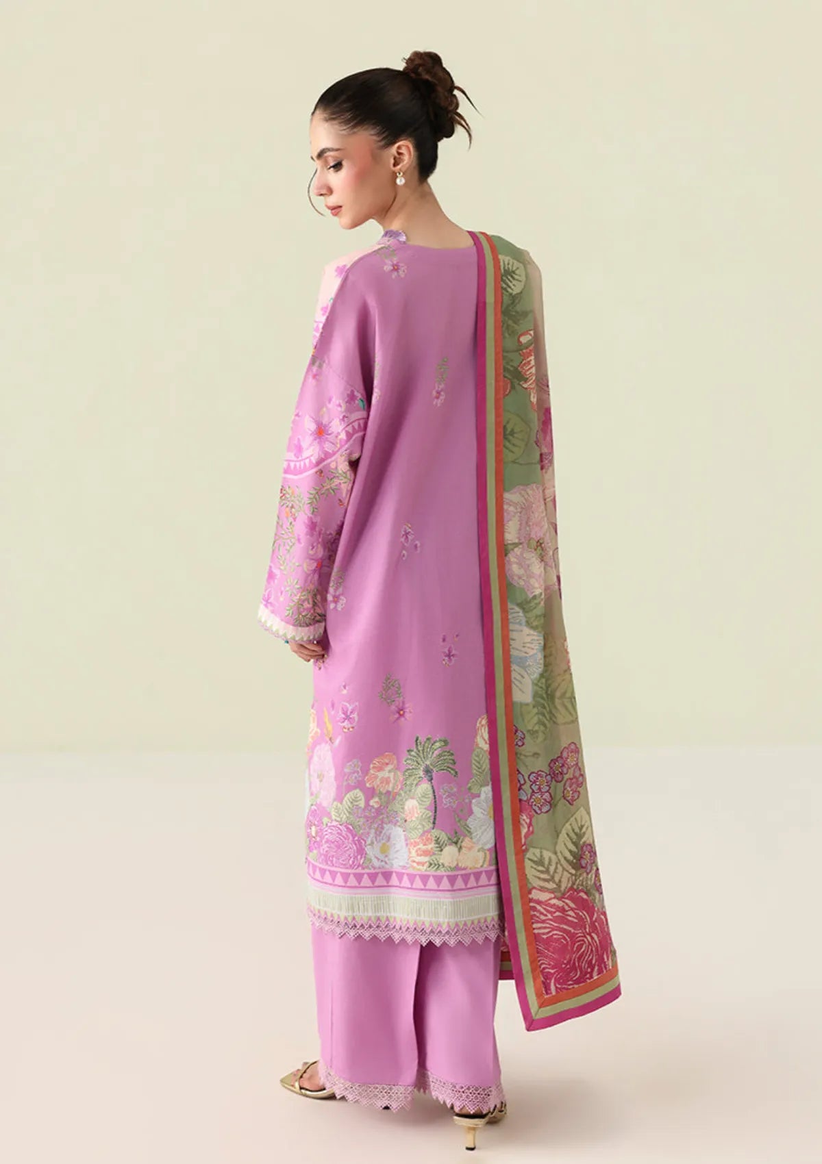 Roheenaz Rosette Lawn'26 D-66B Soft Solstice