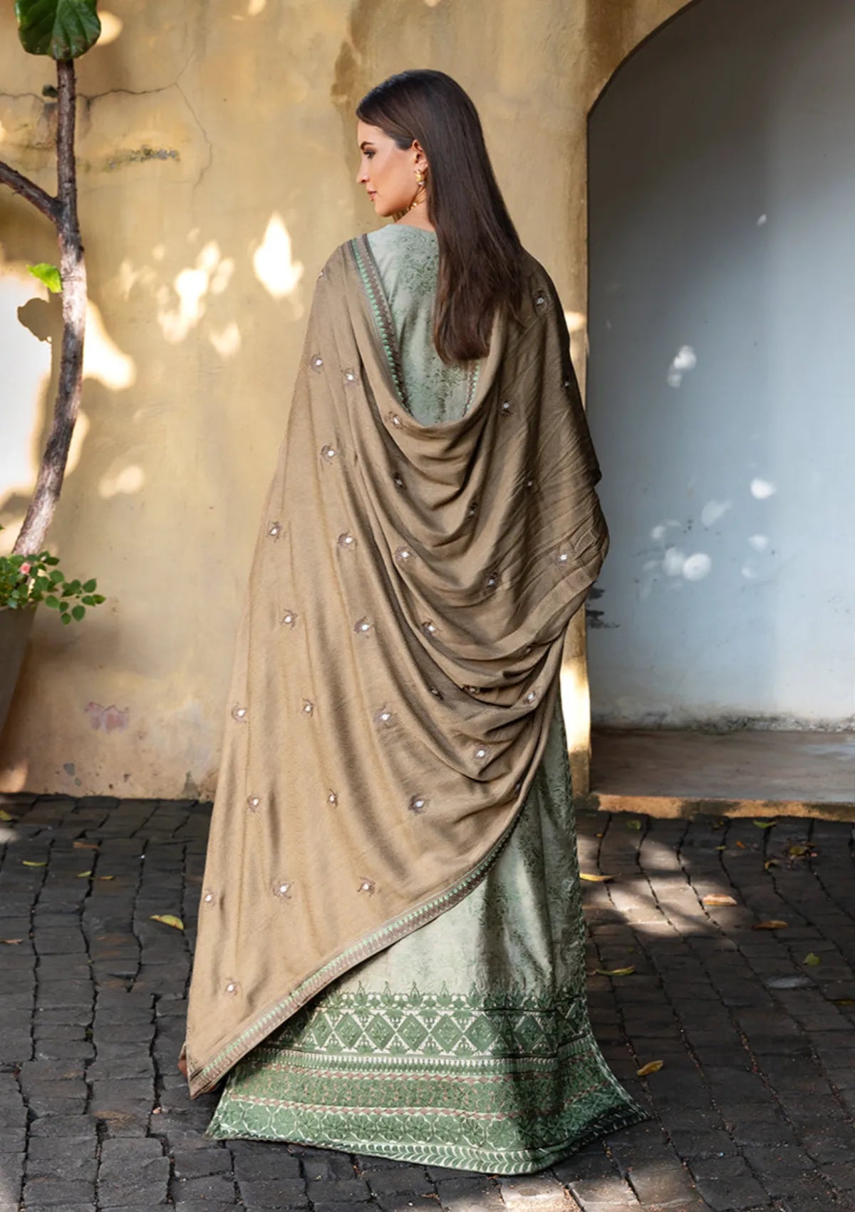 Mushq Broadway Under The Tuscan Sun'25 D-11 Solare