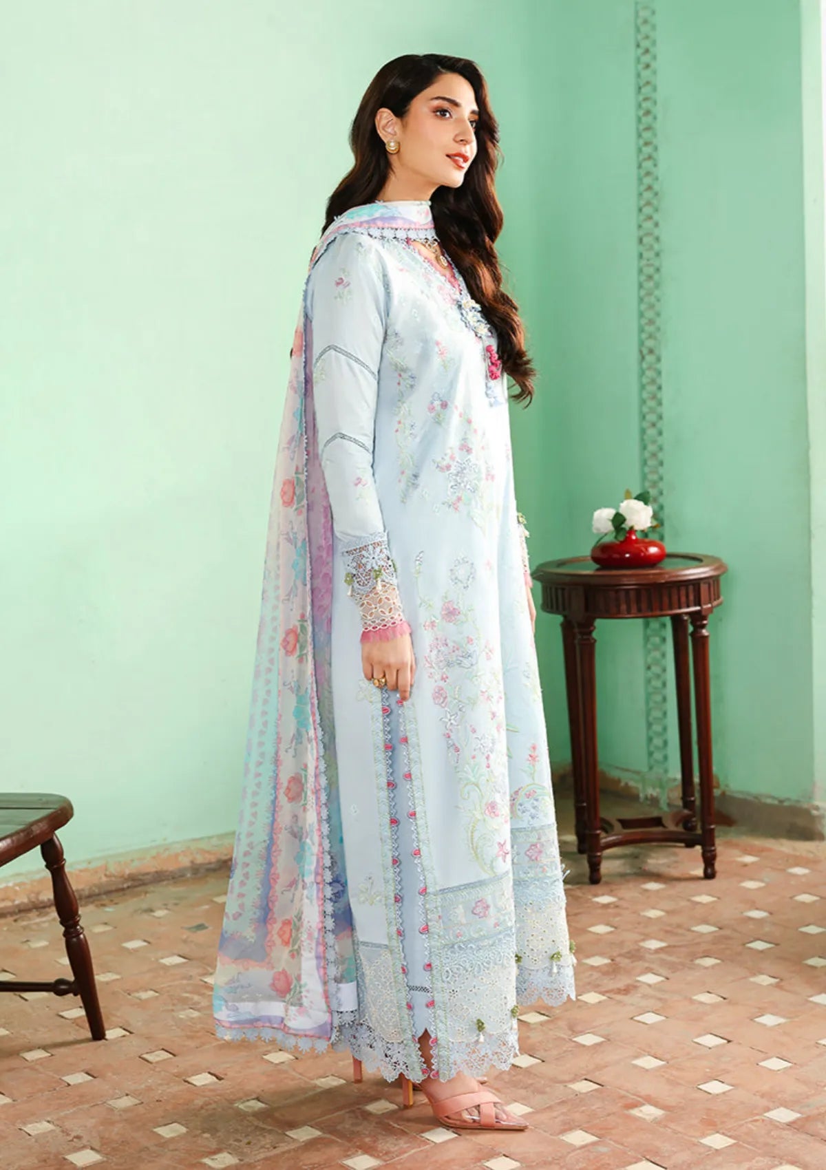 Roheenaz Summer Reverie Luxury Lawn'26 D-210 Solenne