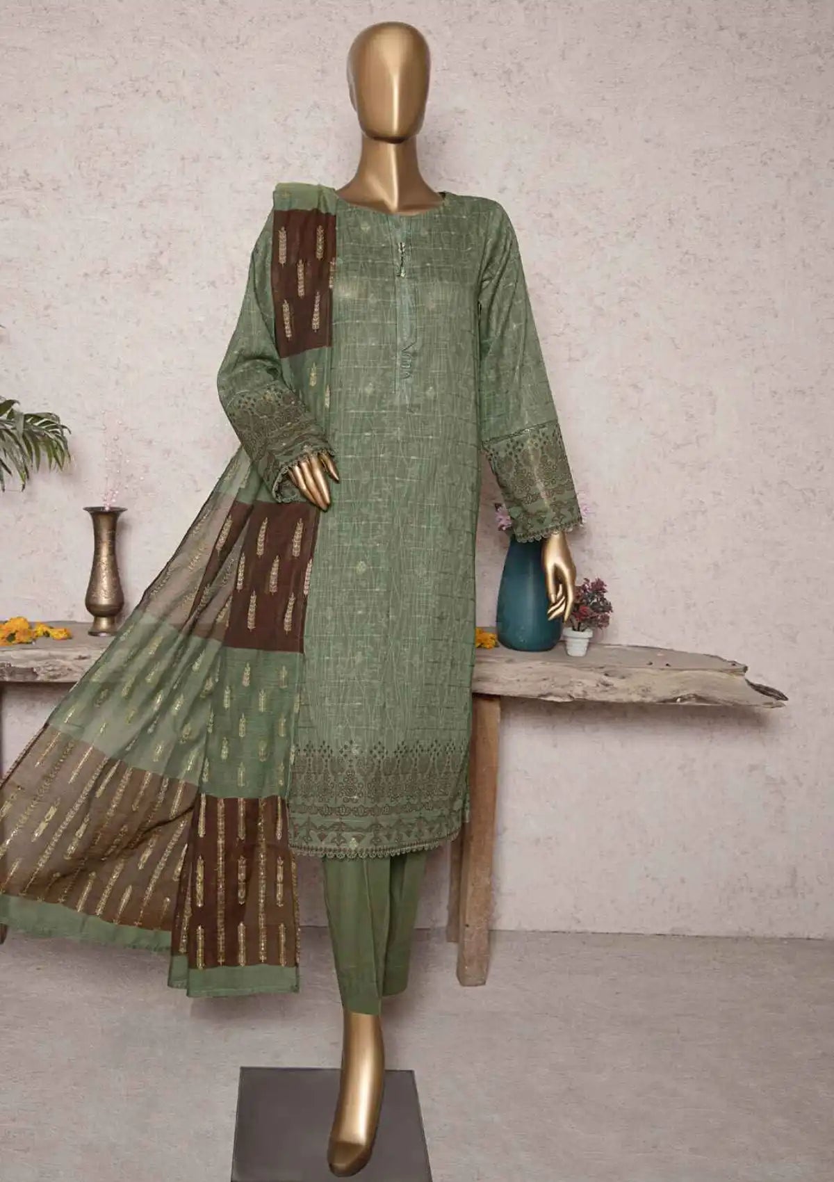 mohsin-saeed-fabrics-is-selling-online-and-in stores-Luxury-daily-wear-wedding-wear-formal-wear-in-budgeted-price-This-product-is-from-hz-turkish-jacquard25-tjs-1201-is-available-on-Mohsin-saeed-fabrics-website.