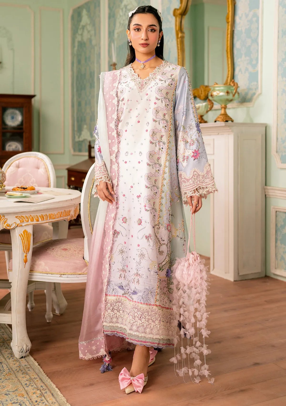Qalamkar Luxe Silk'26 QSL-05 AKARI