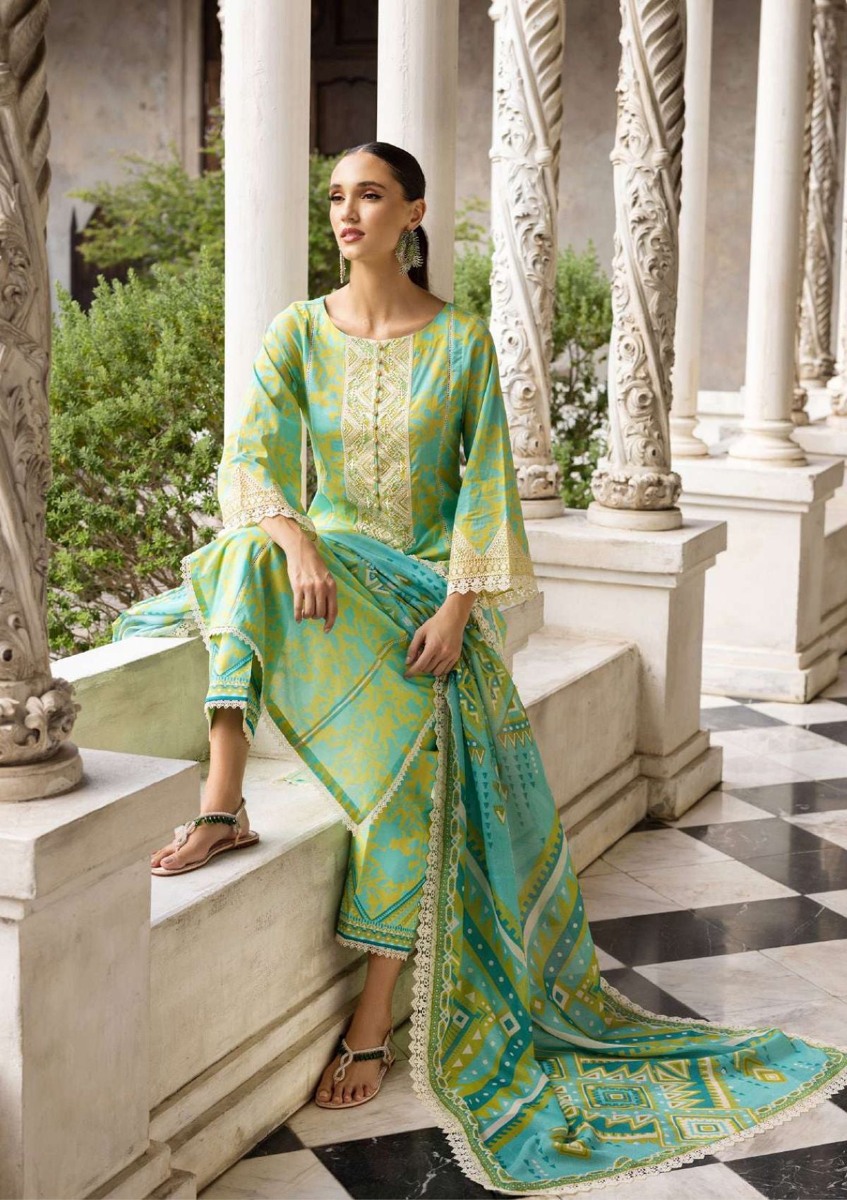 Zainab Chottani Tahra Lawn'23 D-4B - Mohsin Saeed Fabrics