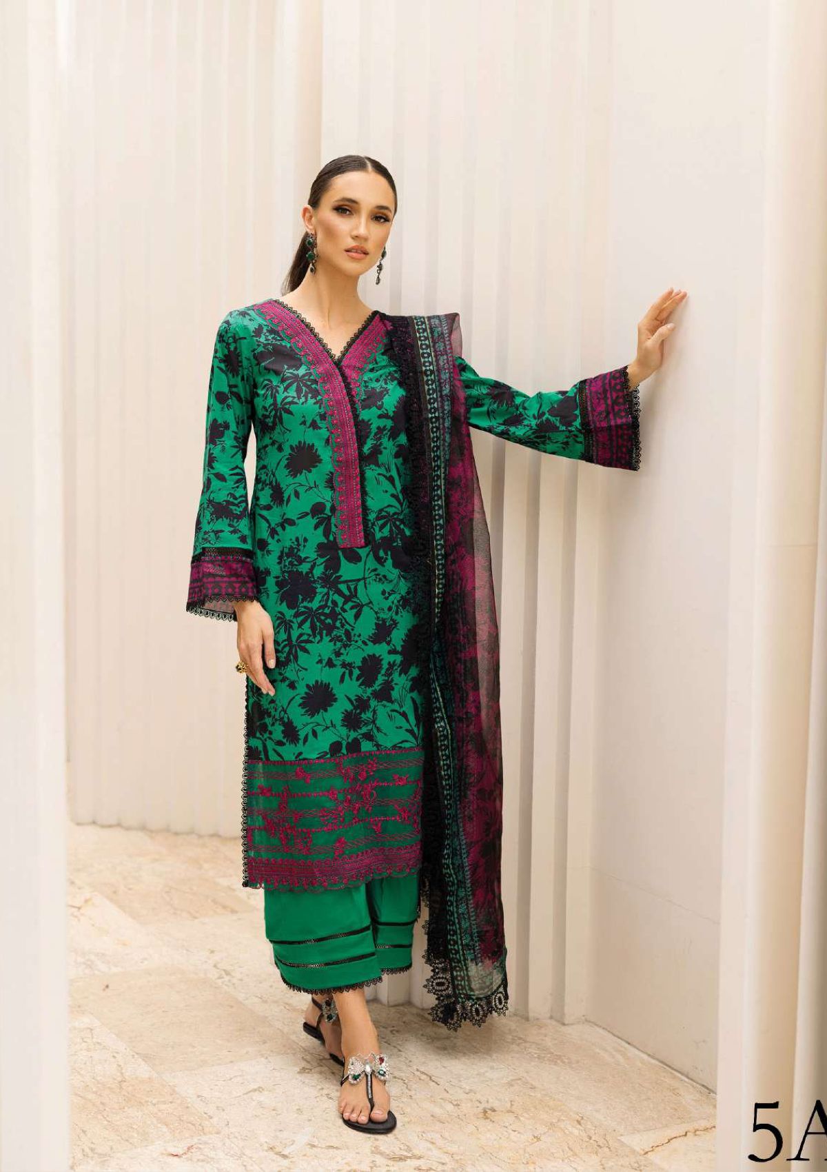 Zainab Chottani Tahra Lawn'23 D-5A - Mohsin Saeed Fabrics