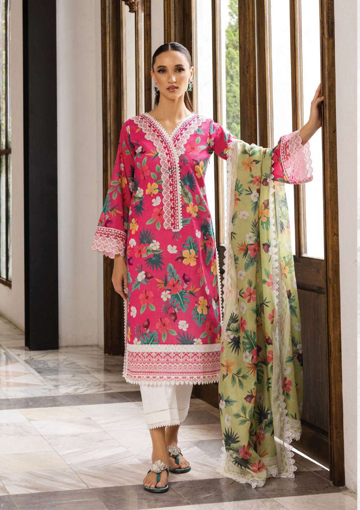 Zainab Chottani Tahra Lawn'23 D-2B - Mohsin Saeed Fabrics