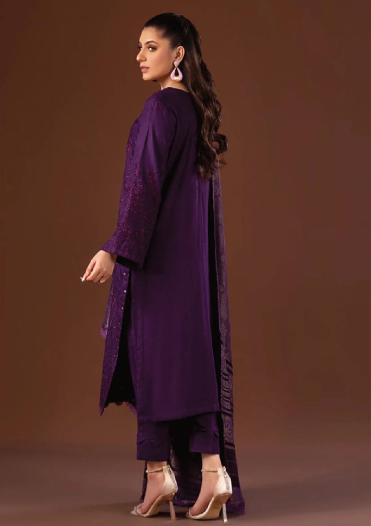 Tehzeeb Emb Leather Peach'23 Vol-06 TL-132 - Mohsin Saeed Fabrics