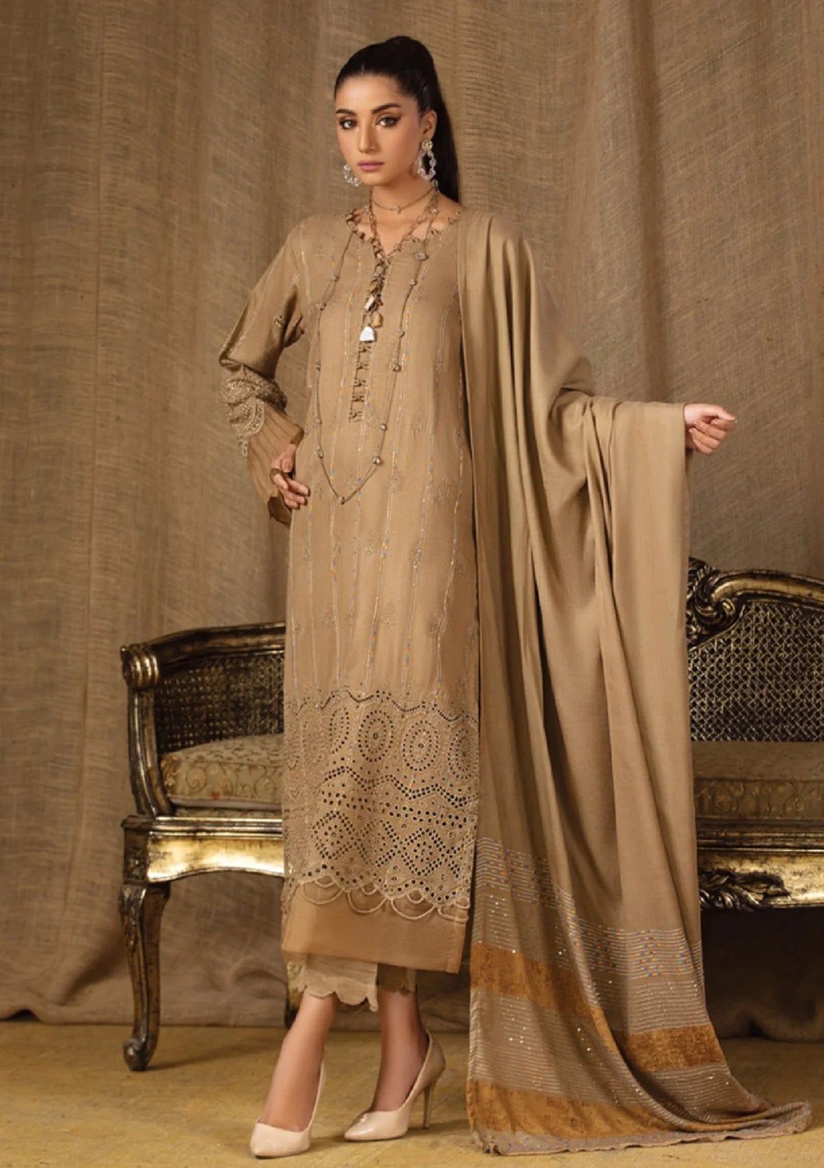 Tehzeeb Emb Leather Peach'23 Vol-06 TL-136 - Mohsin Saeed Fabrics