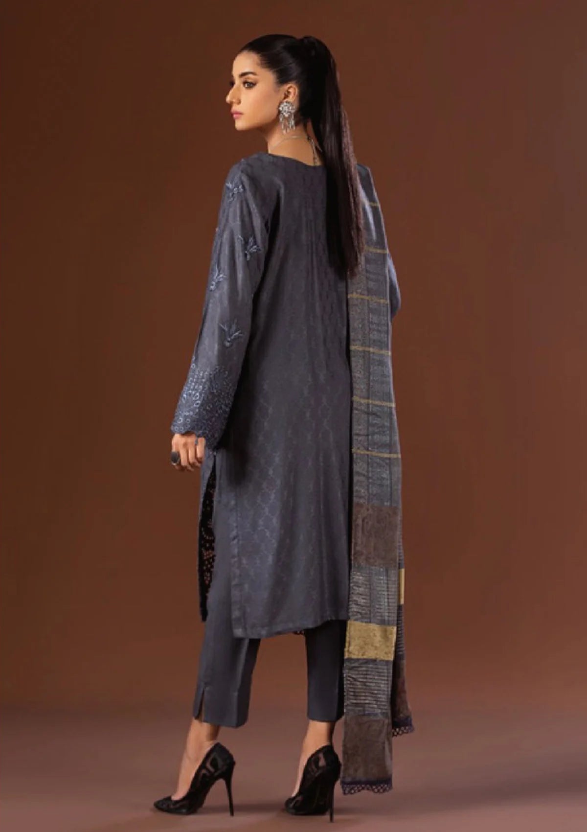 Tehzeeb Emb Leather Peach'23 Vol-06 TL-138 - Mohsin Saeed Fabrics