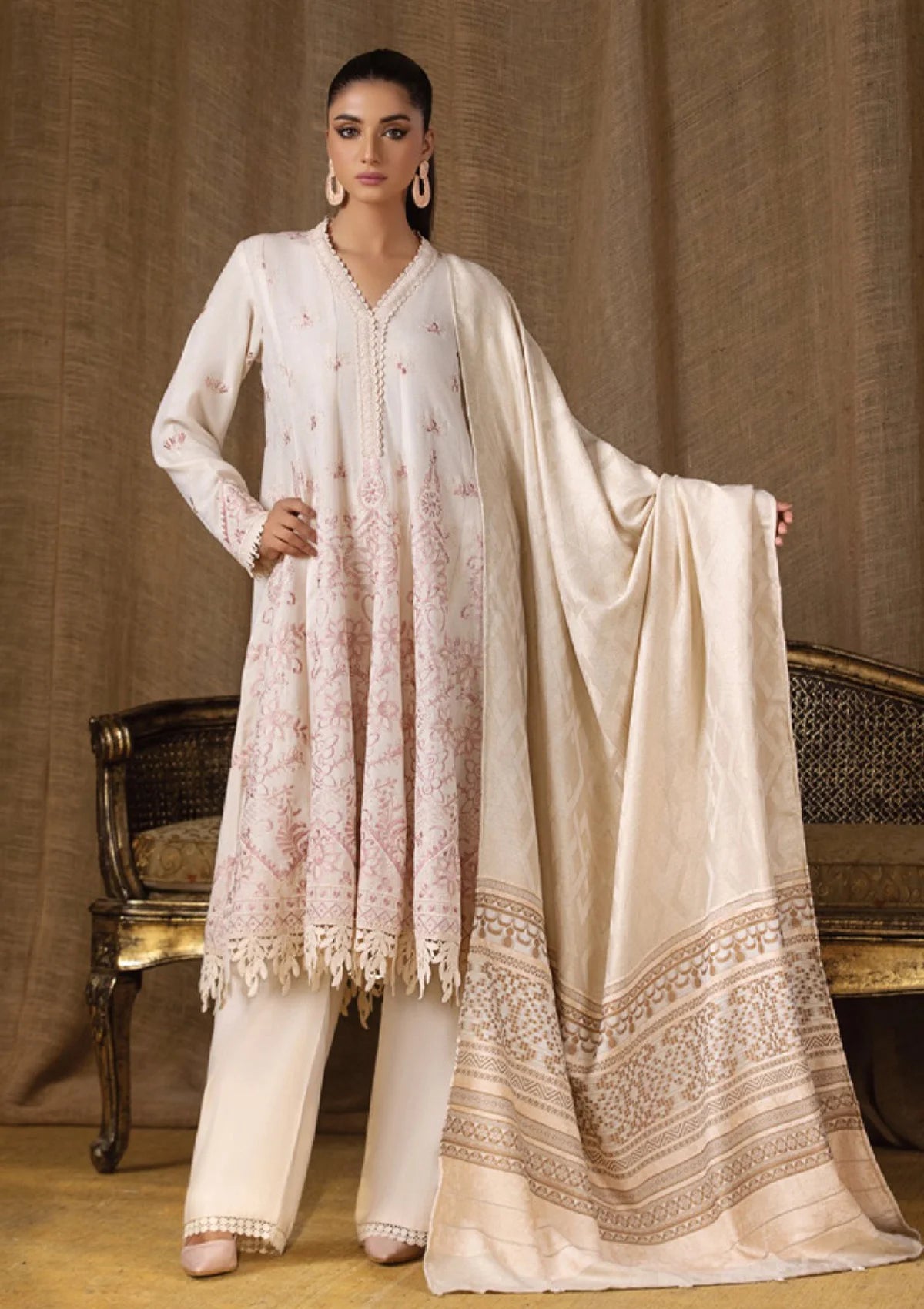 Tehzeeb Emb Leather Peach'23 Vol-06 TL-139 - Mohsin Saeed Fabrics