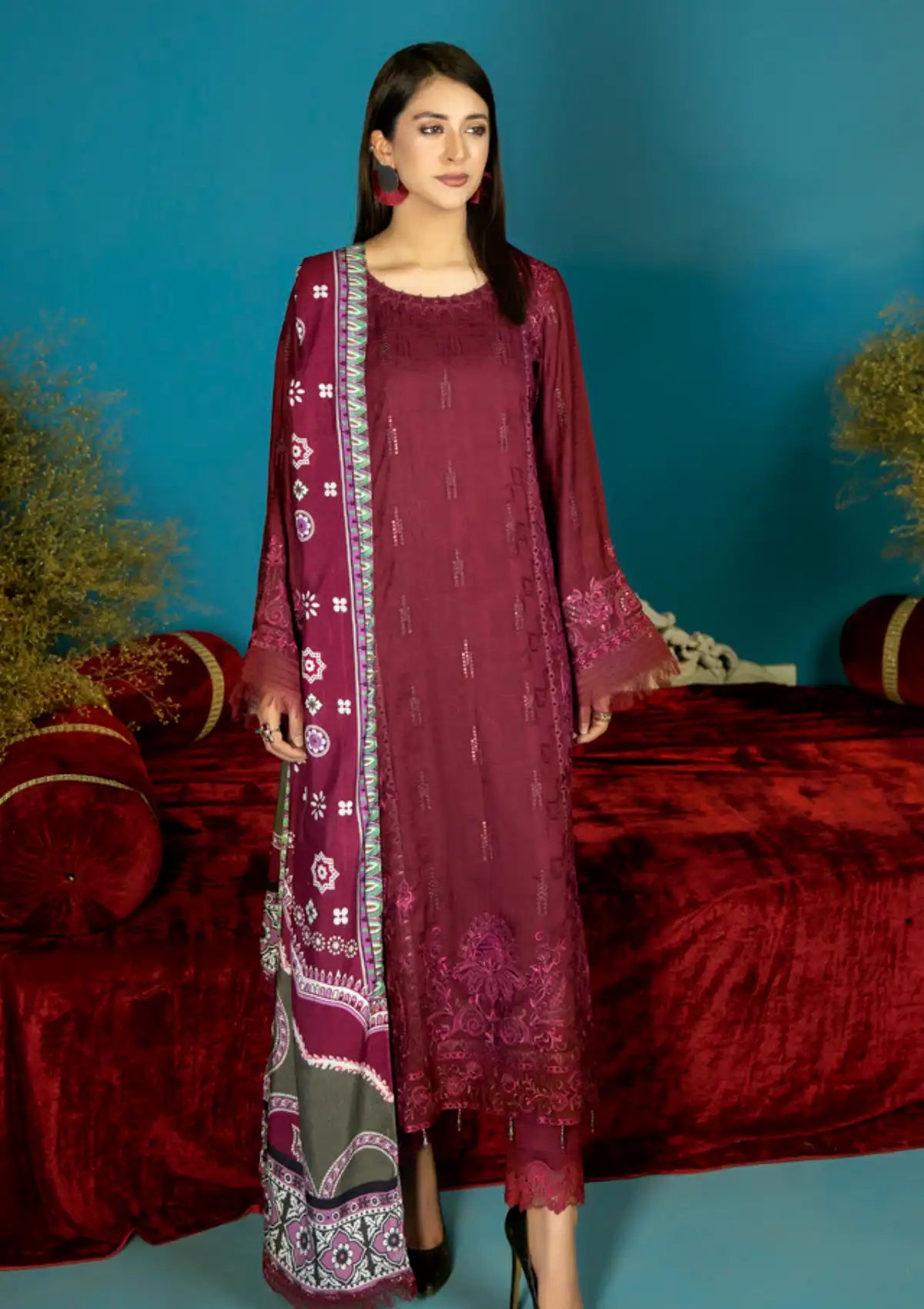 Tehzeeb Emb Chikankari Self Linen'23 TL-145 - Mohsin Saeed Fabrics