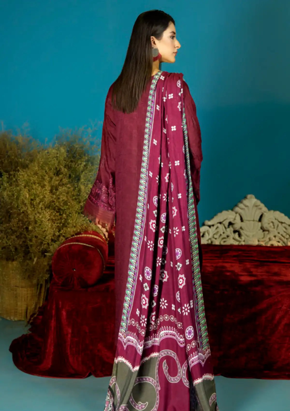 Tehzeeb Emb Chikankari Self Linen'23 TL-145 - Mohsin Saeed Fabrics