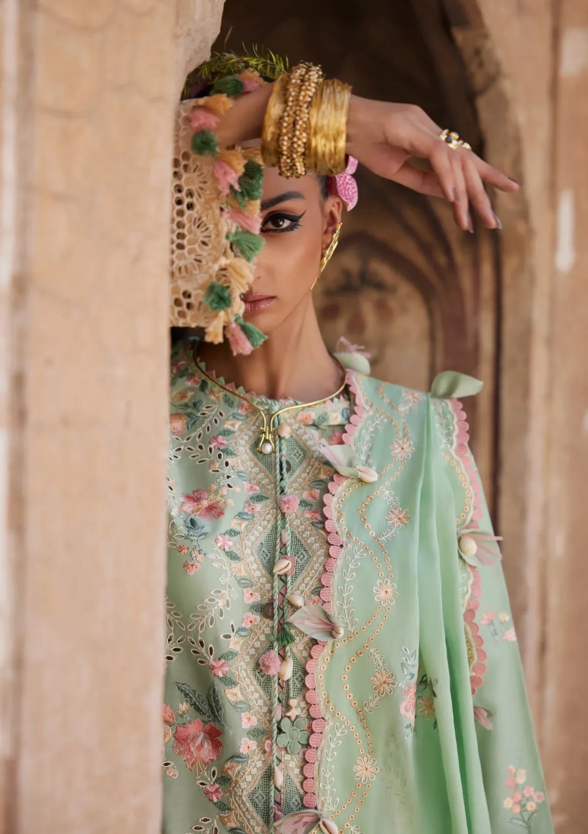 mohsin-saeed-fabrics-is-selling-online-and-in stores-Luxury-daily-wear-wedding-wear-formal-wear-in-budgeted-price-This-product-is-from-elan-lawn-25-el25-12a-alara-is-available-on-Mohsin-saeed-fabrics-website.
