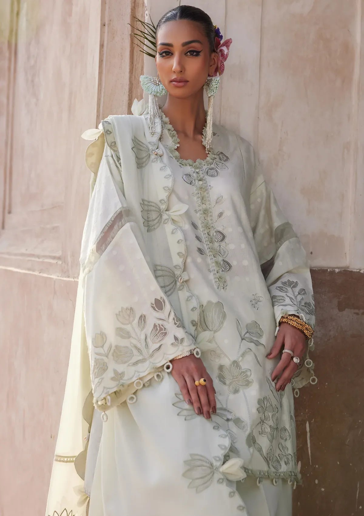 mohsin-saeed-fabrics-is-selling-online-and-in stores-Luxury-daily-wear-wedding-wear-formal-wear-in-budgeted-price-This-product-is-from-elan-lawn-25-el25-05a-celestine-is-available-on-Mohsin-saeed-fabrics-website.
