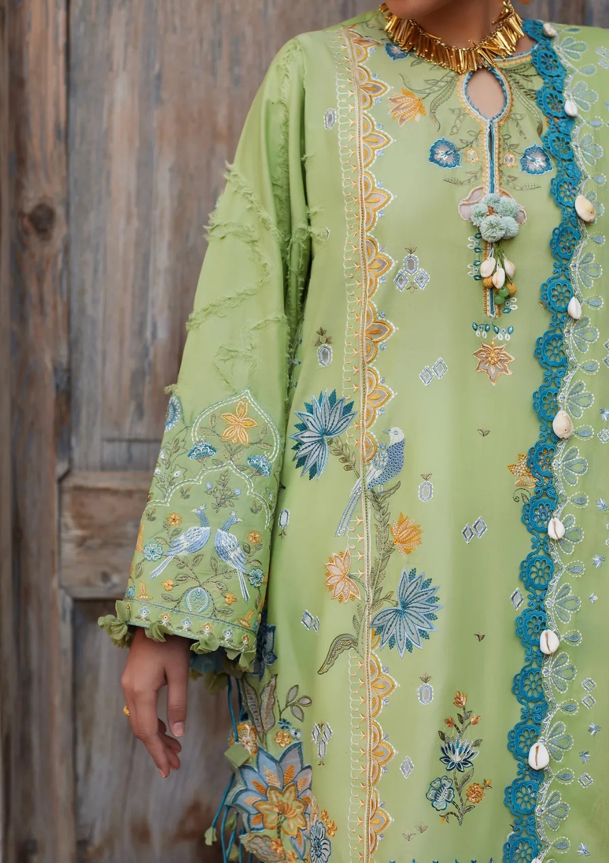 mohsin-saeed-fabrics-is-selling-online-and-in stores-Luxury-daily-wear-wedding-wear-formal-wear-in-budgeted-price-This-product-is-from-elan-lawn-25-el25-11b-isla-bleu-is-available-on-Mohsin-saeed-fabrics-website.