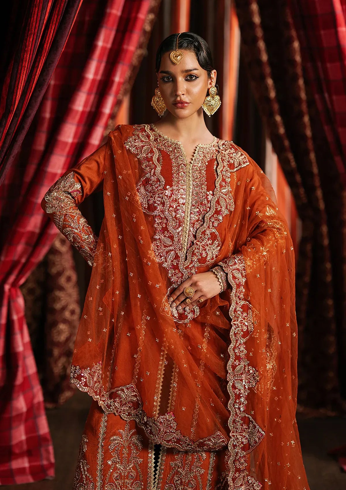 Afrozeh Divani Silk Edit'25 D-04 Aafreen