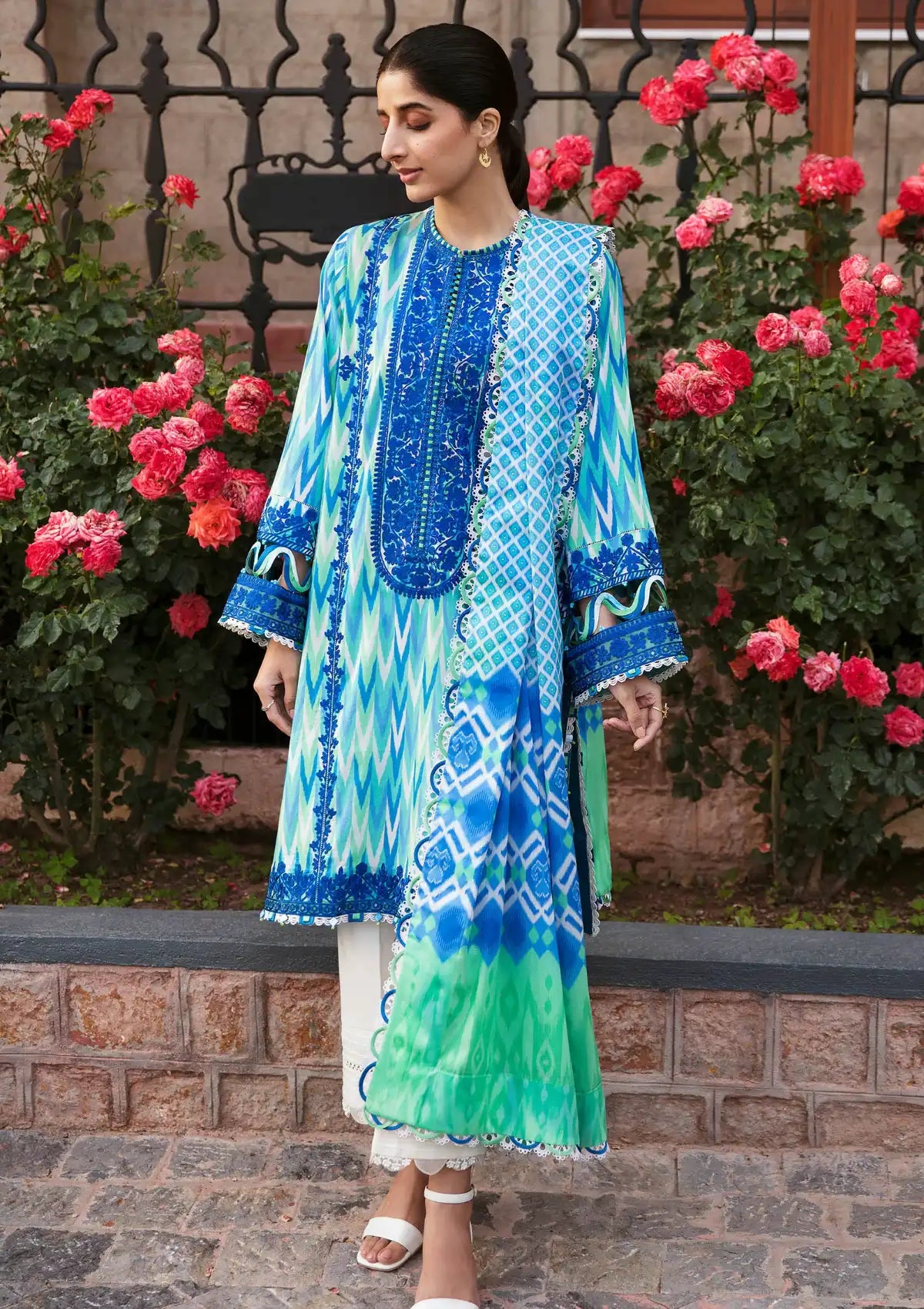 Zaha Festive Lawn'23 ZF23-10 - Mohsin Saeed Fabrics