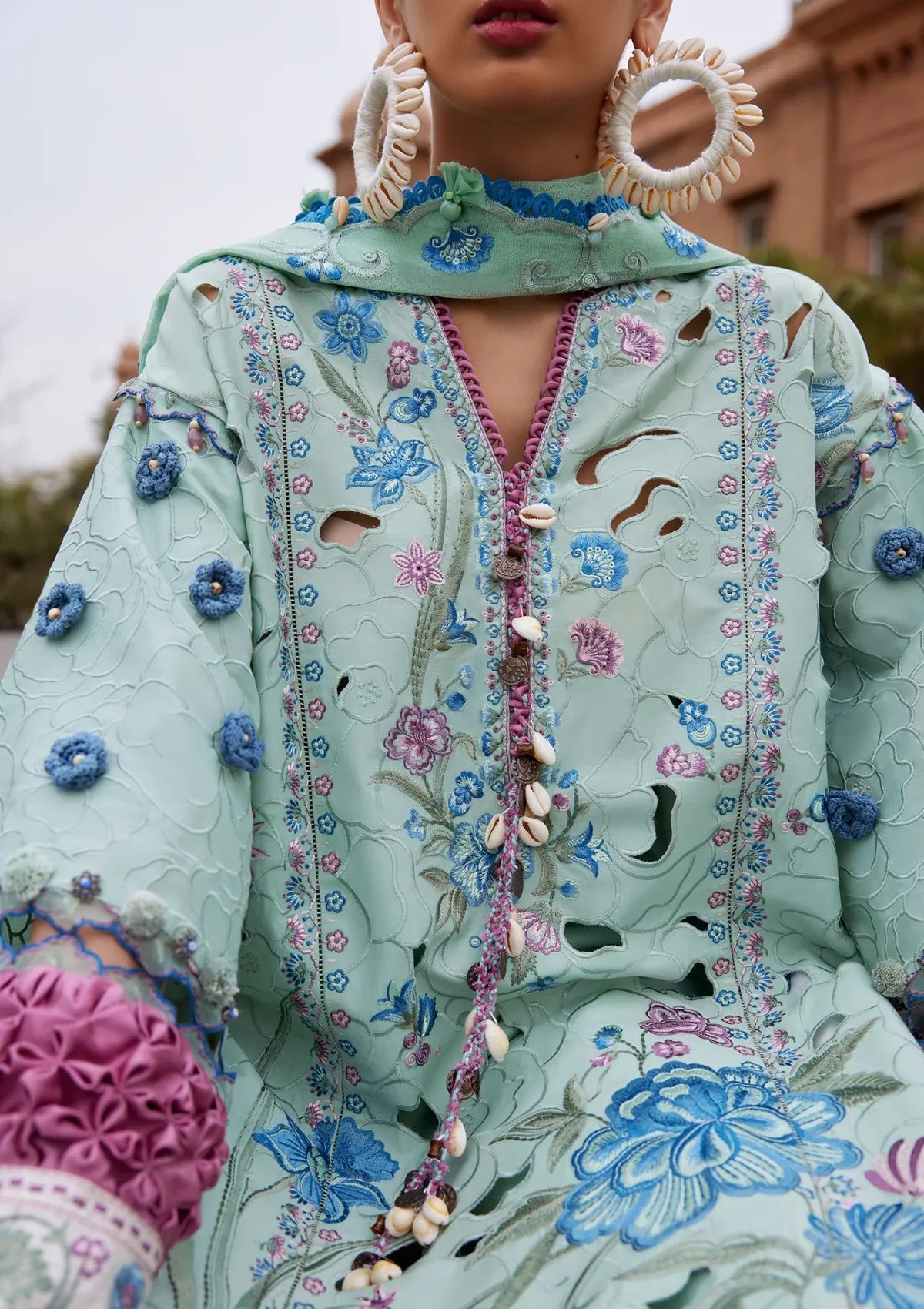 mohsin-saeed-fabrics-is-selling-online-and-in stores-Luxury-daily-wear-wedding-wear-formal-wear-in-budgeted-price-This-product-is-from-elan-lawn-25-el25-09b-amara-is-available-on-Mohsin-saeed-fabrics-website.