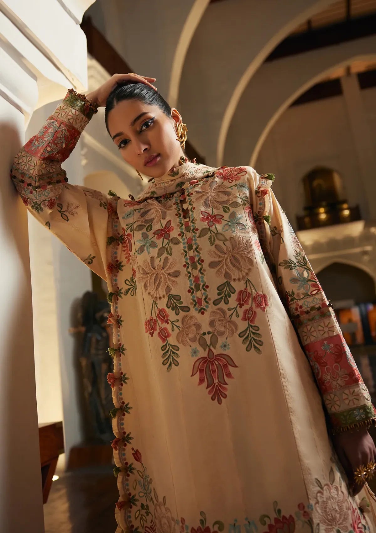 mohsin-saeed-fabrics-is-selling-online-and-in stores-Luxury-daily-wear-wedding-wear-formal-wear-in-budgeted-price-This-product-is-from-elan-lawn-25-el25-07b-zahara-is-available-on-Mohsin-saeed-fabrics-website.