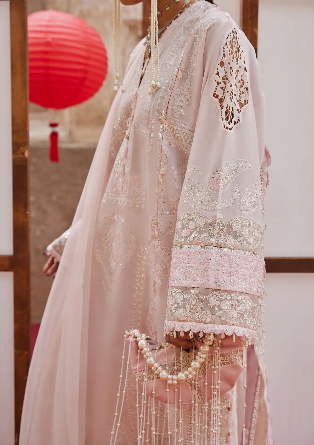 Elan Lawn'26 EL-04B ROUHAAN