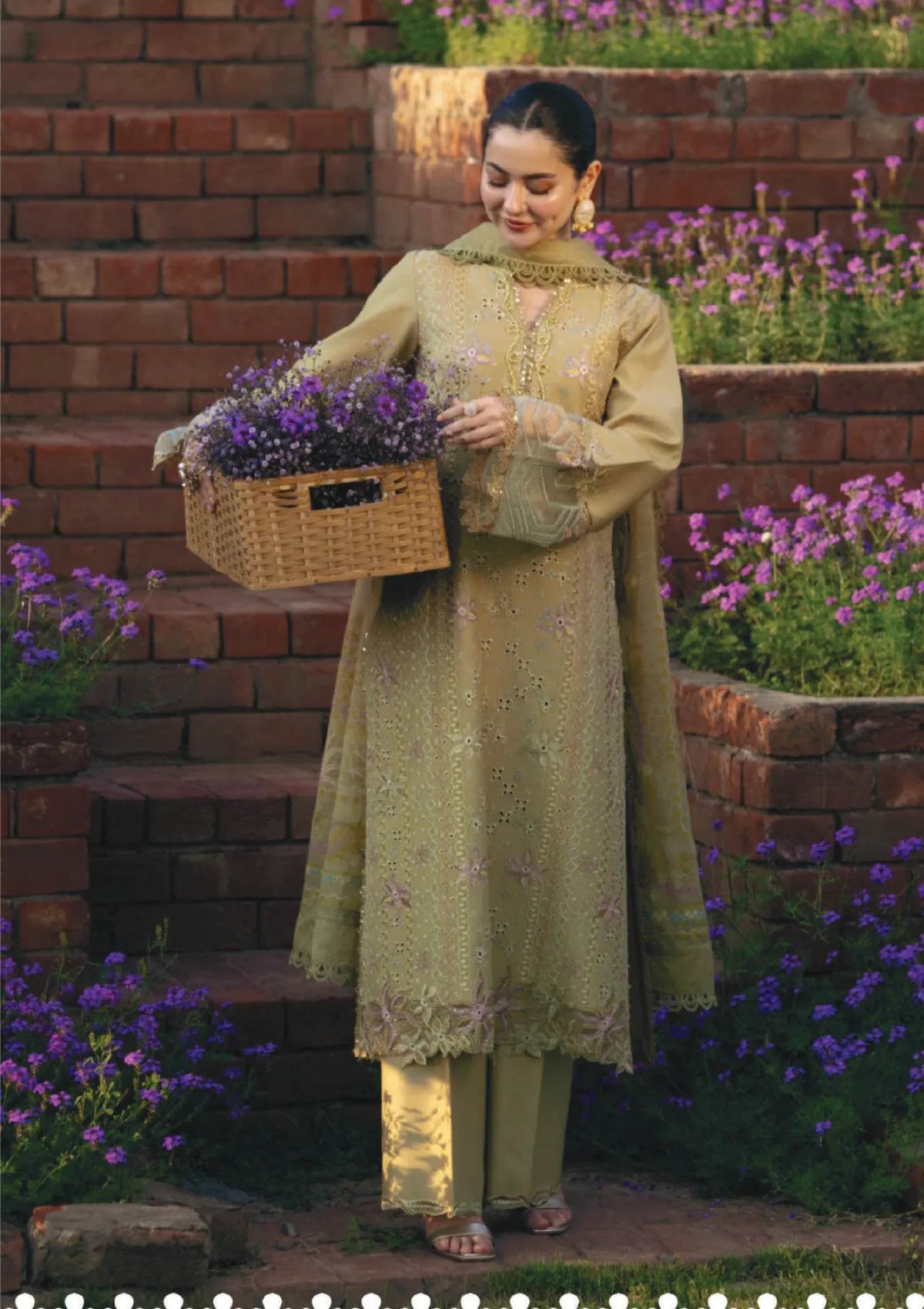 Rang Rasiya Luxury Lawn'26 -RAHA