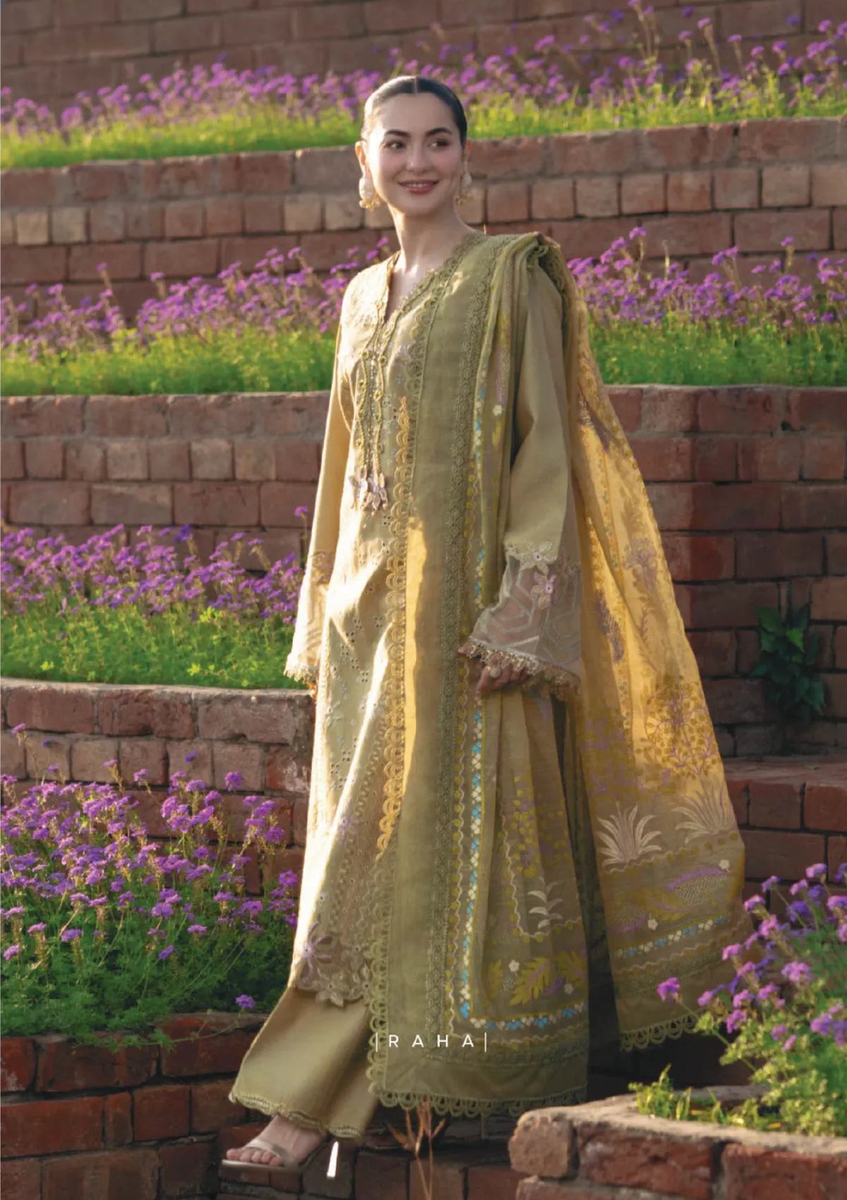 Rang Rasiya Luxury Lawn'26 -RAHA