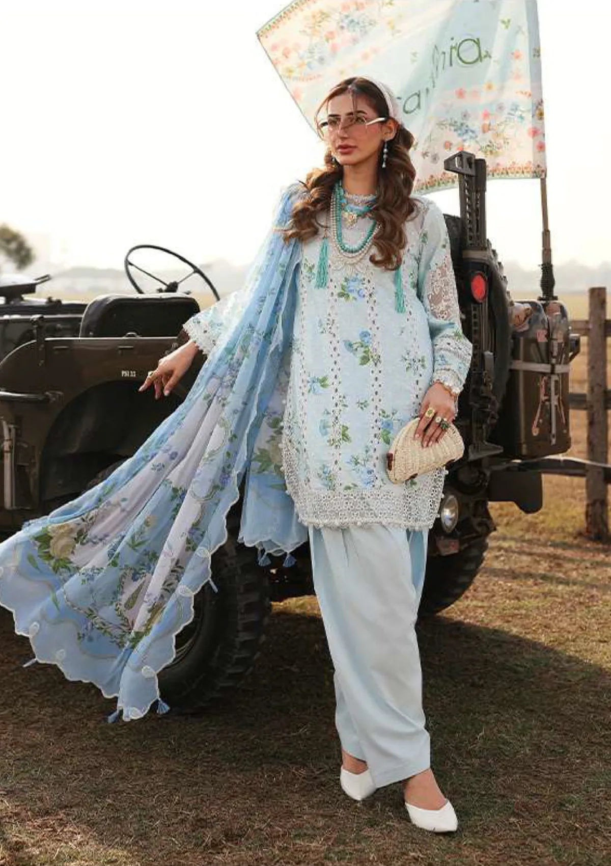 Sardinia Festive Lawn'26 D-02 SKY BELLS