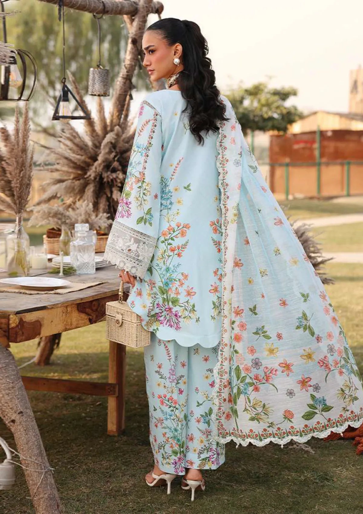 Sardinia Festive Lawn'26 D-04 WILD BLOOM