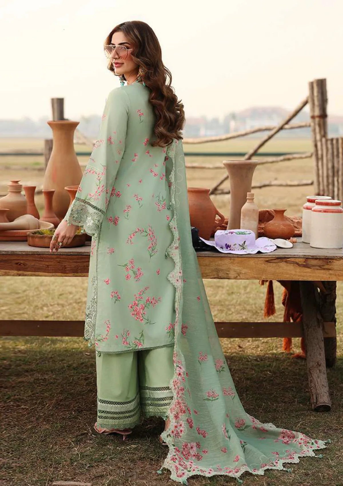 Sardinia Festive Lawn'26 D-05 WILLOW