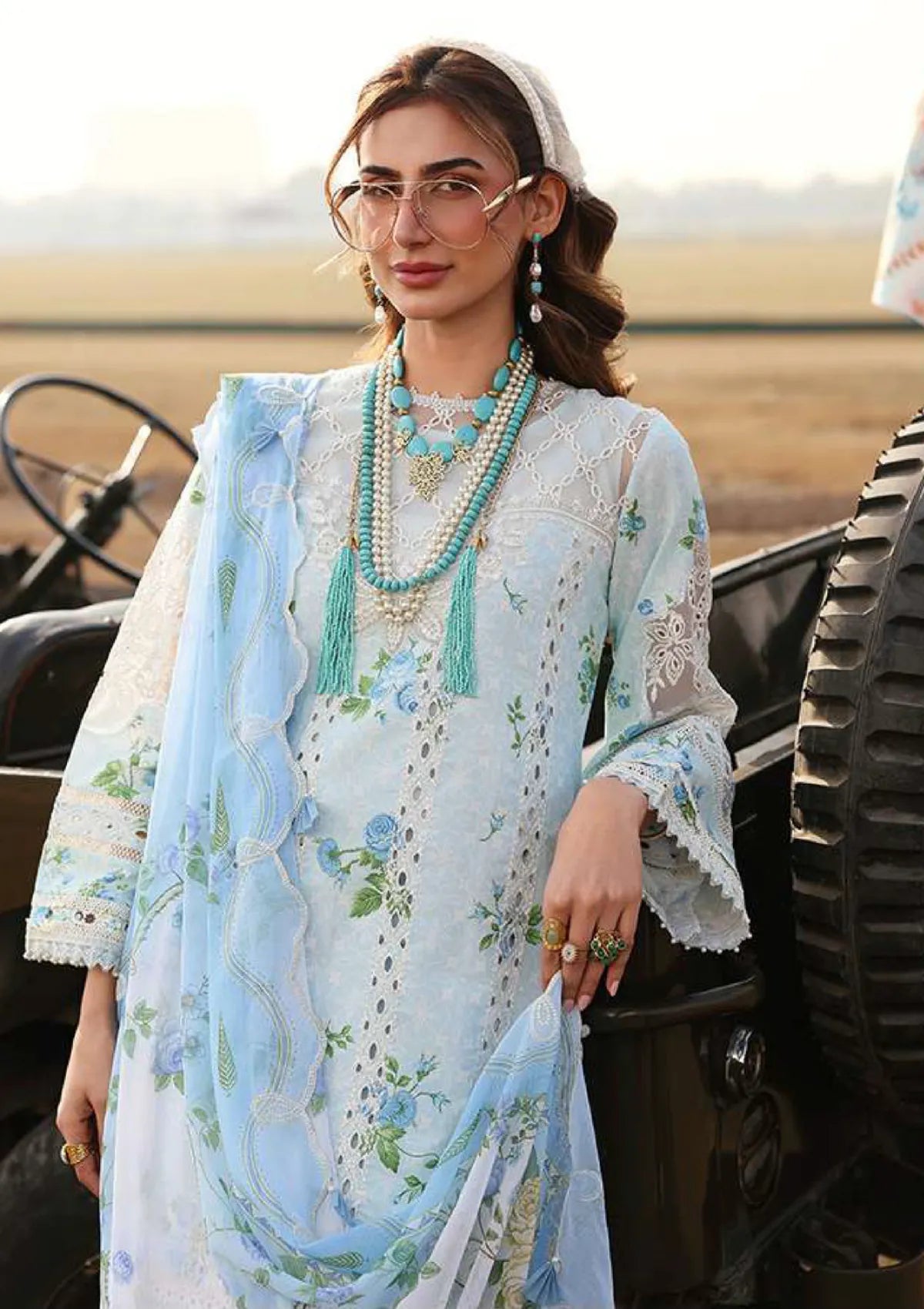 Sardinia Festive Lawn'26 D-02 SKY BELLS