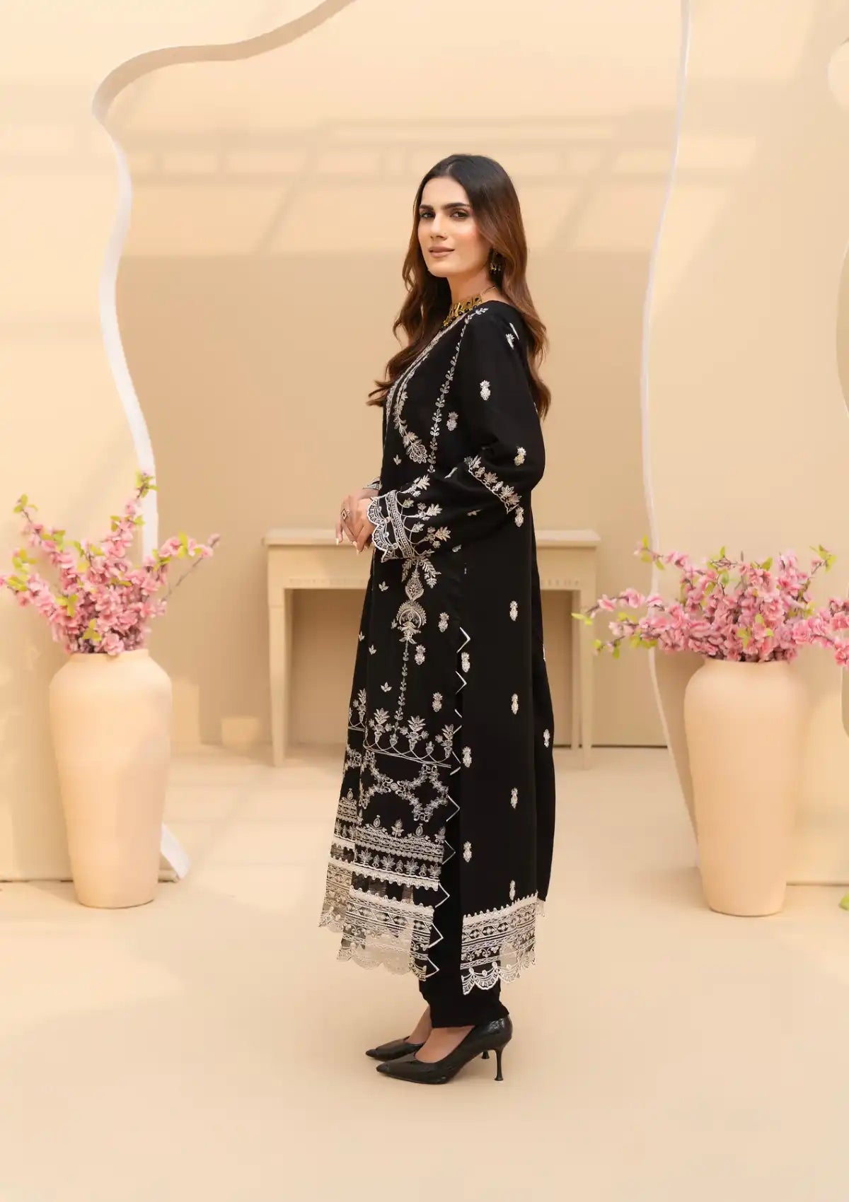 Mehak By Coral Luxury Karandi'23 CO-05 - Mohsin Saeed Fabrics