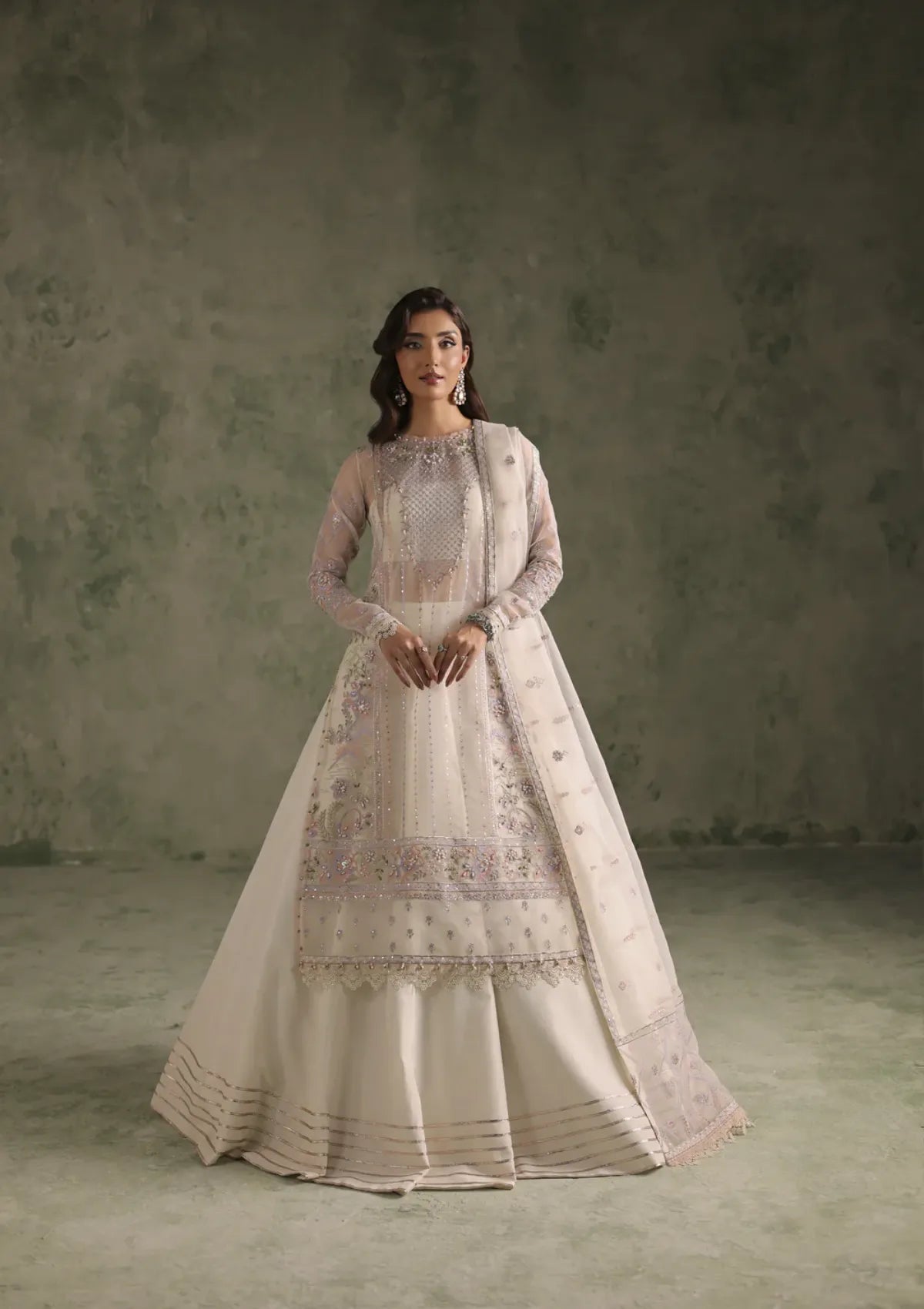 Imran Ramzan Esmeree'25 Veu de Flores