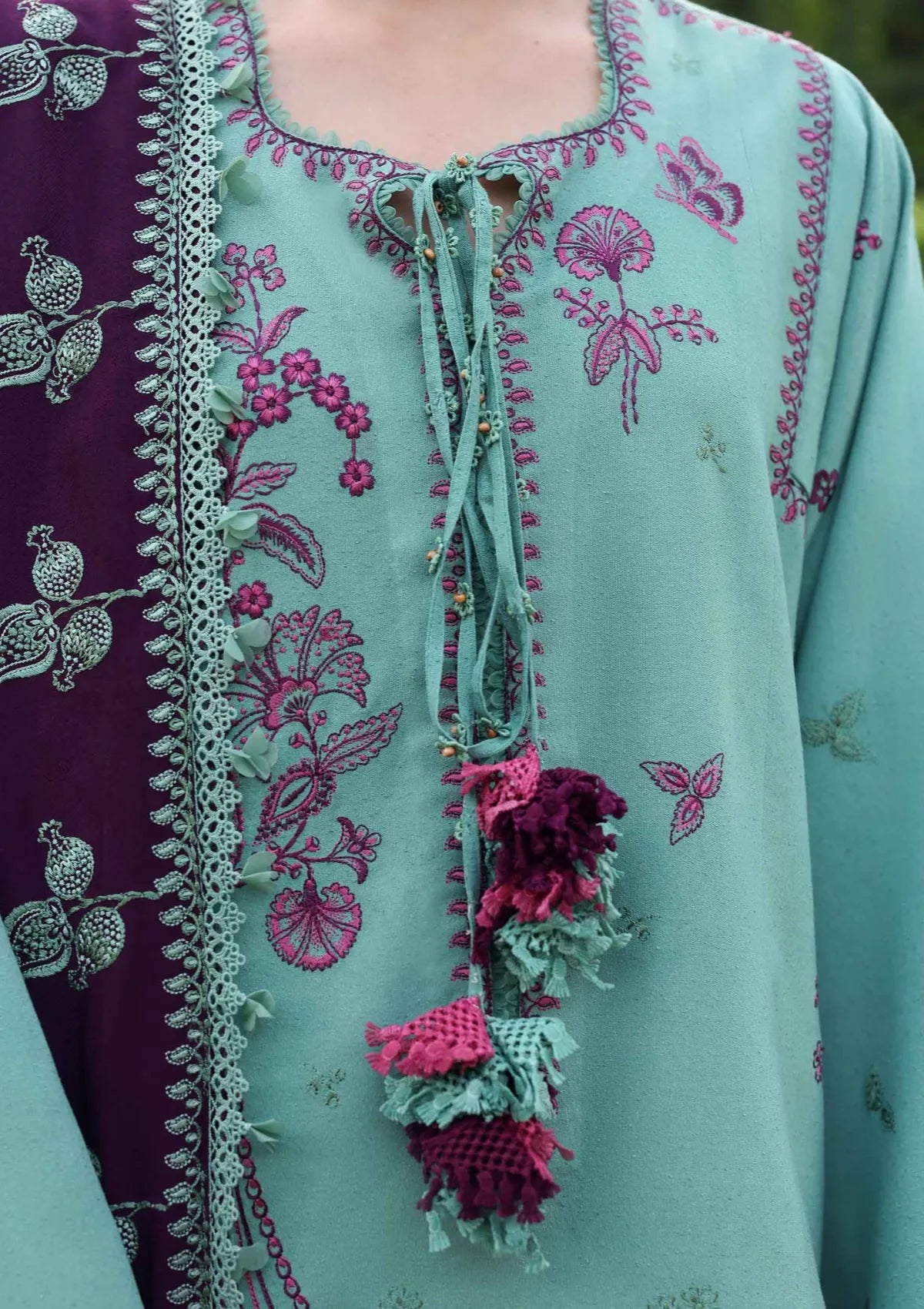 Republic Amaris Luxury Shawl'25 D-14 Virella