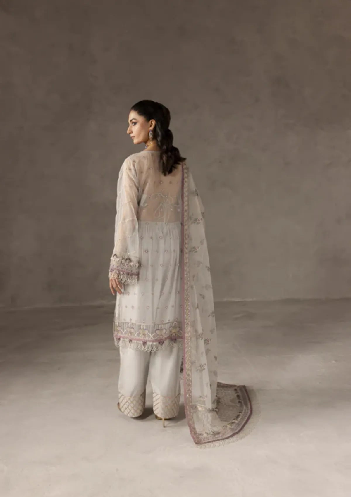 mohsin-saeed-fabrics-designer-daily-wear-formal-and-wedding-suits-within-budget-This-product-is-from-imran-ramzan-eblouir25-voile-de-jasmin-is-available-on-Mohsin-saeed-fabrics-website.