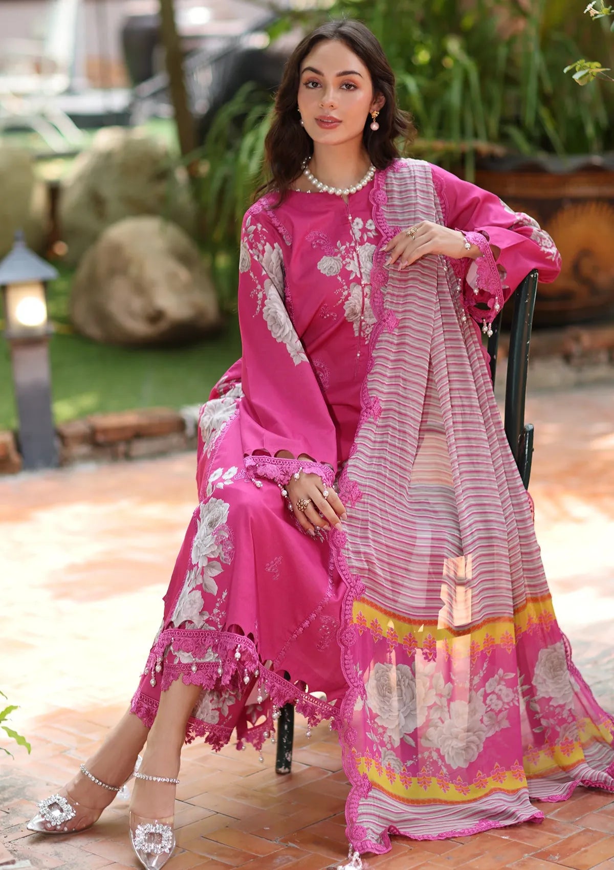 Charizma Reem Emb Lawn'26 D-01