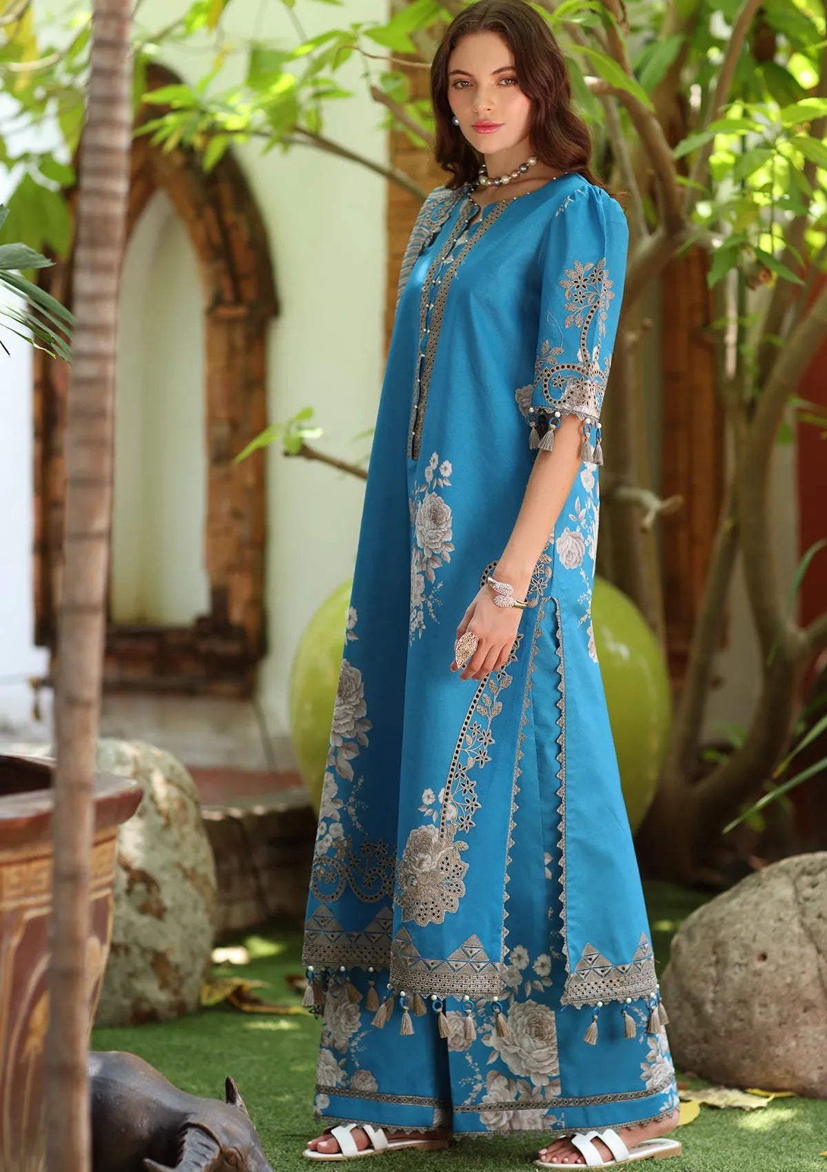 Charizma Reem Emb Lawn'26 D-03