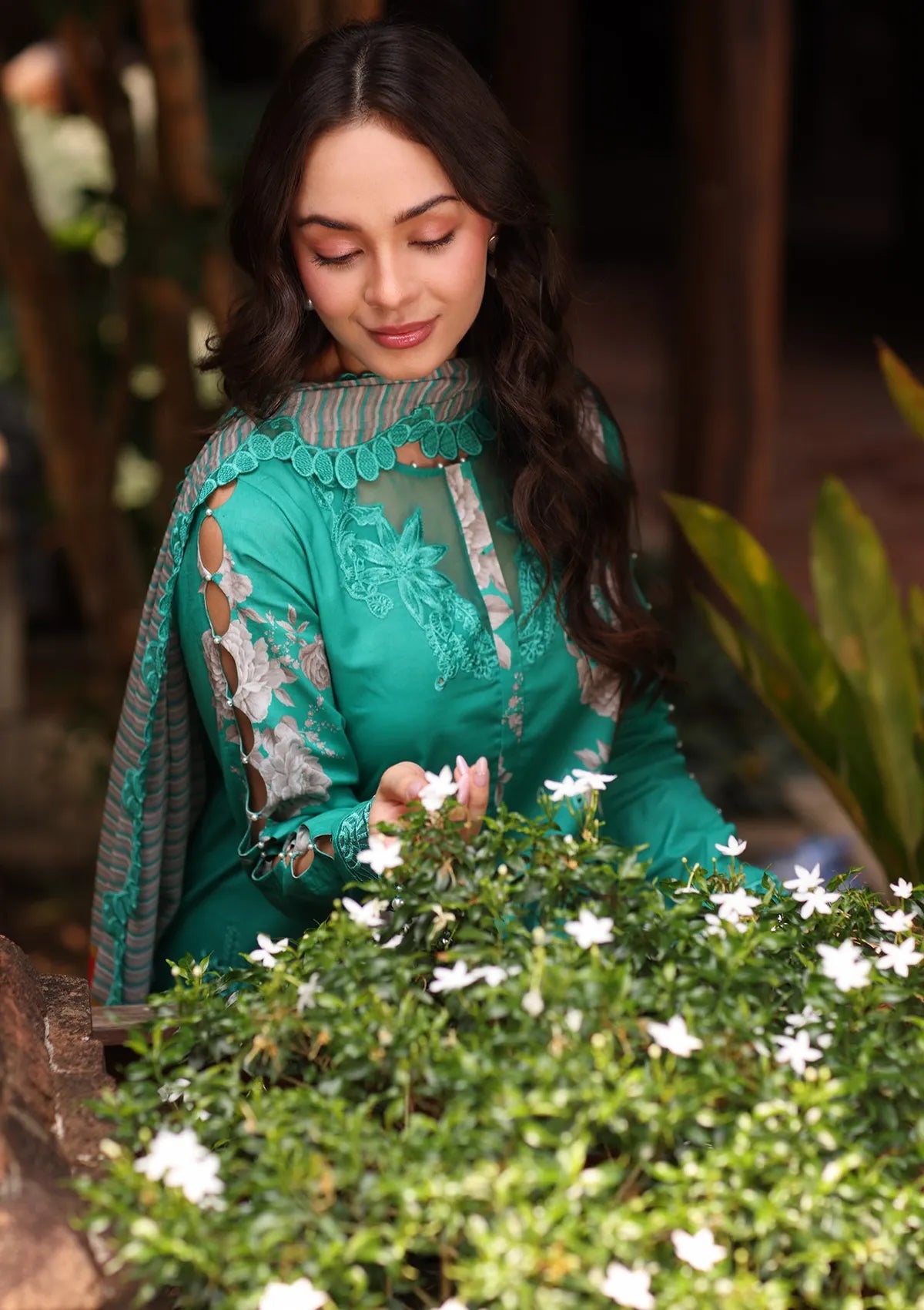 Charizma Reem Emb Lawn'26 D-06