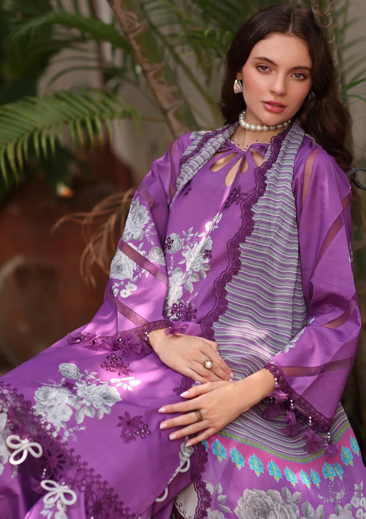 Charizma Reem Emb Lawn'26 D-04