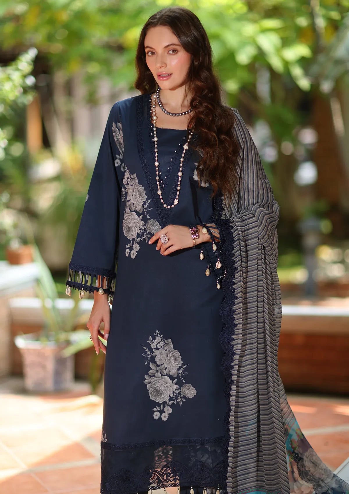 Charizma Reem Emb Lawn'26 D-05