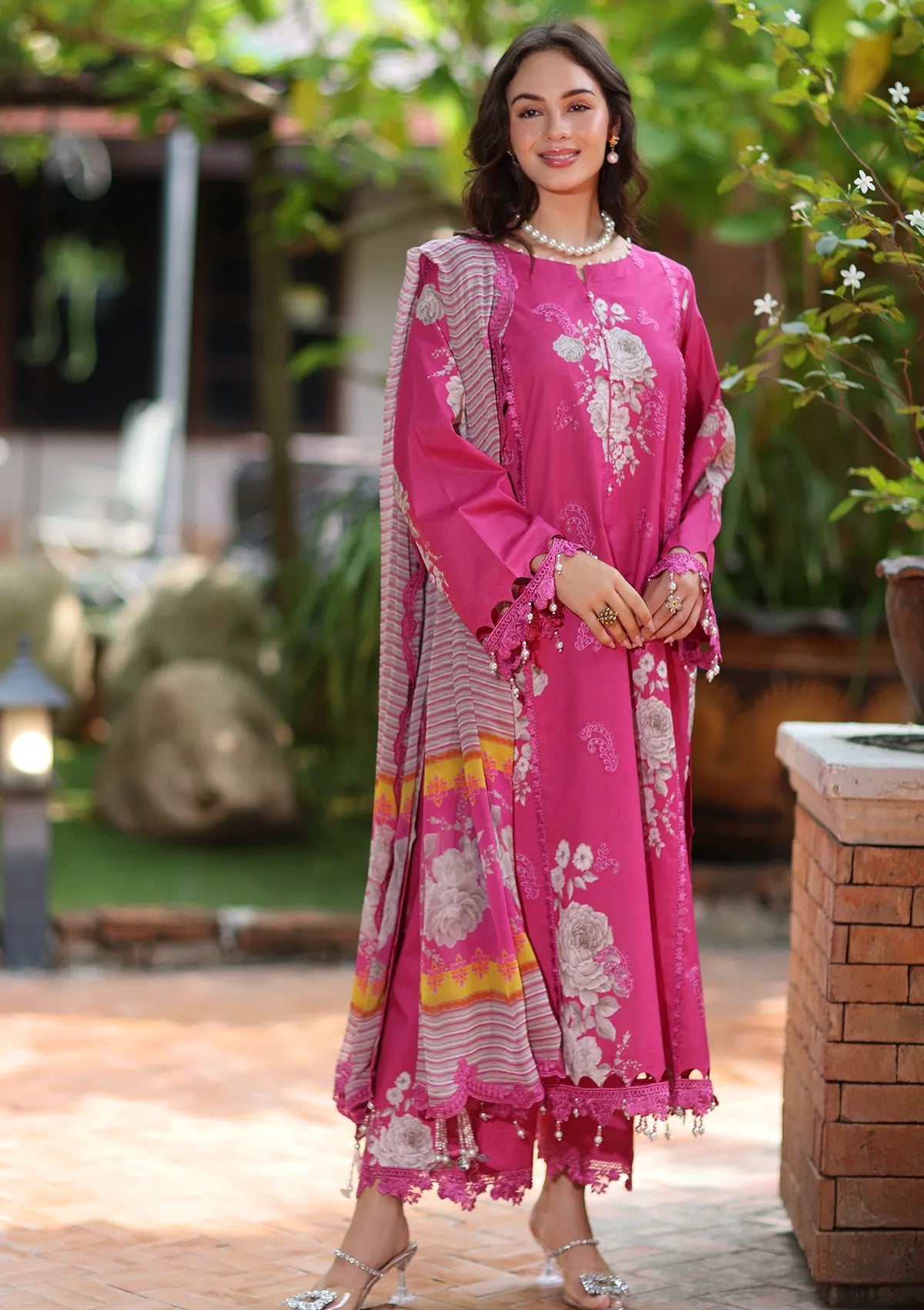 Charizma Reem Emb Lawn'26 D-01