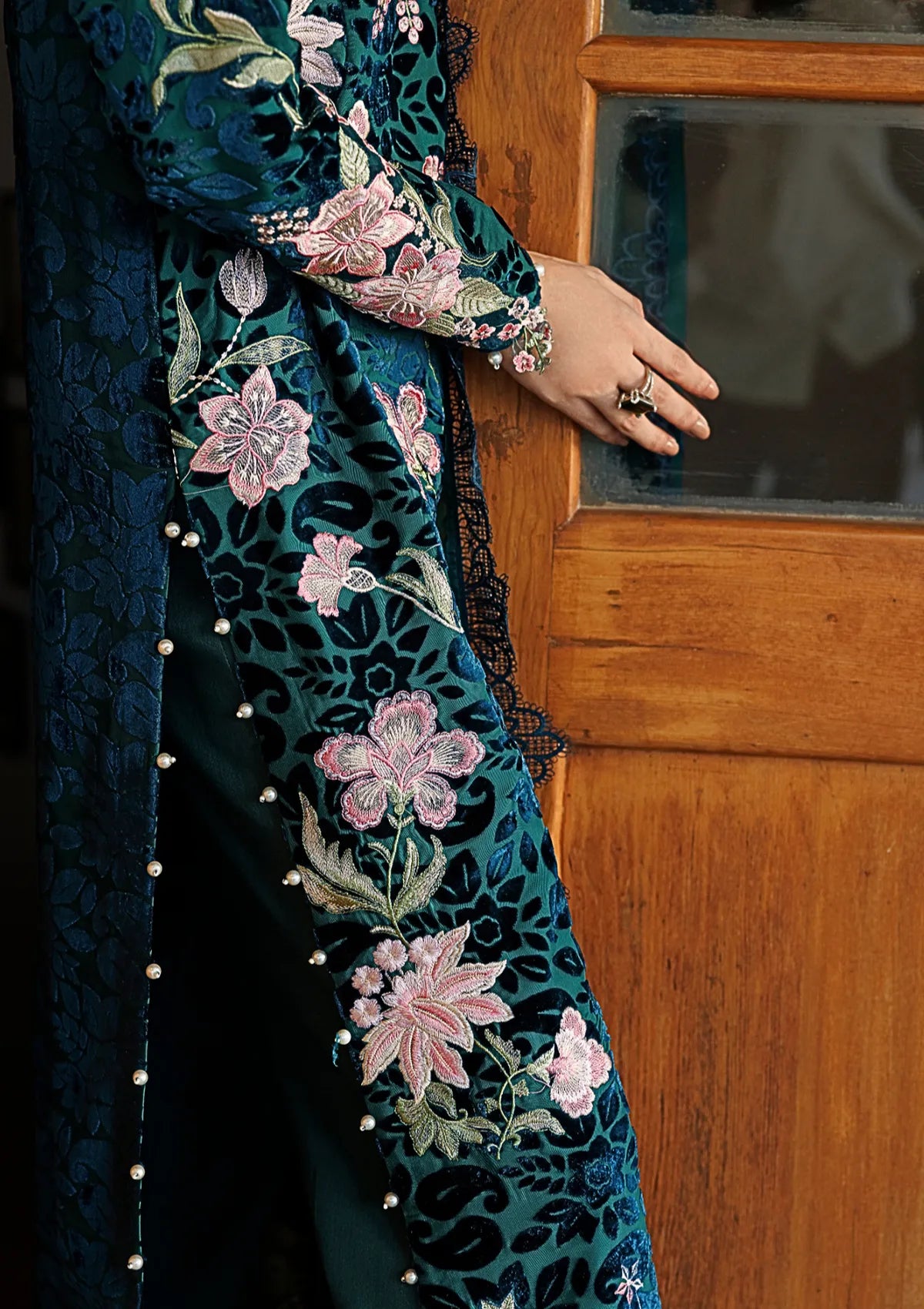 Asifa & Nabeel Plush Luxury Winter'26 WLXU-08 Belle