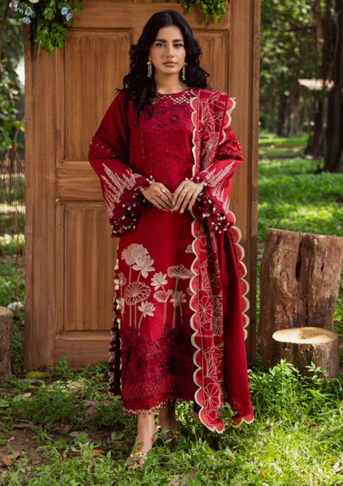 mohsin-saeed-fabrics-luxury-fashion-collection-daily-wear-wedding-and-formal-in-budget-This-product-is-from-parishay-winterwood-tales25-ww-03-is-available-on-Mohsin-saeed-fabrics-website.