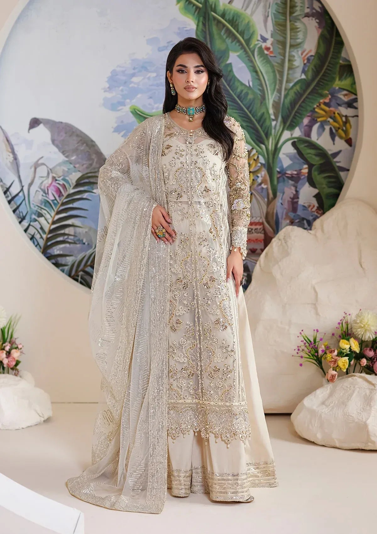 Waresha Naqsh-E-Naaz Formal'25 WB-01 NOOR