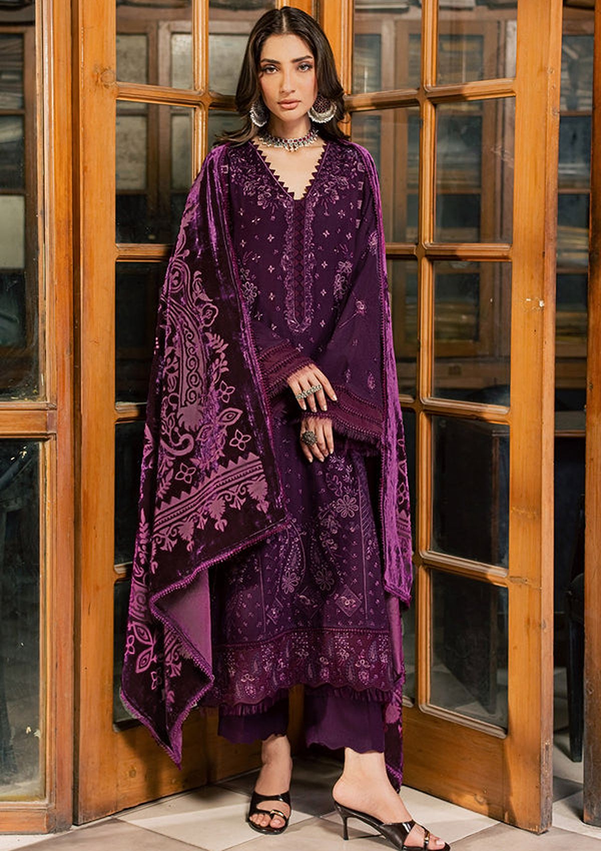 Nureh Exclusive Luxury'26 NE-284