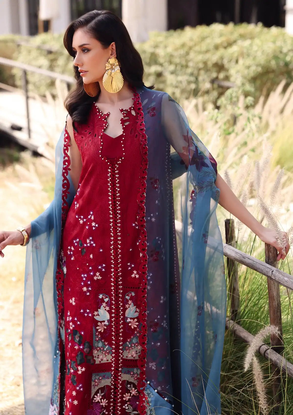 mohsin-saeed-fabrics-affordable-luxury-outfits-for-daily-formal-and-wedding-wear-This-product-is-from-afrozeh-luxury-lawn25-glacis-is-available-on-Mohsin-saeed-fabrics-website.